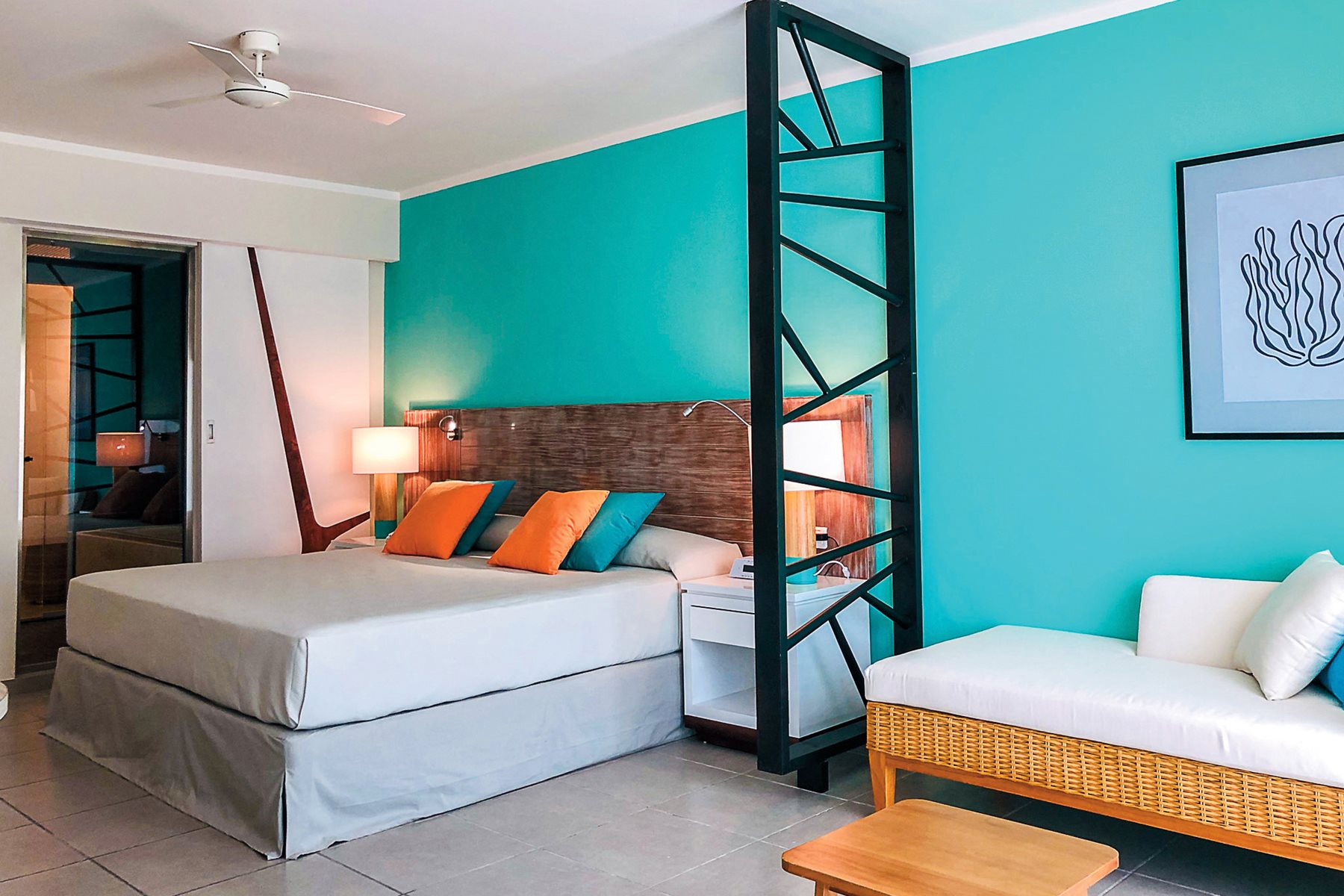 CCC-Valentin-Cayo-Cruz-Room-Junior-Suite-001