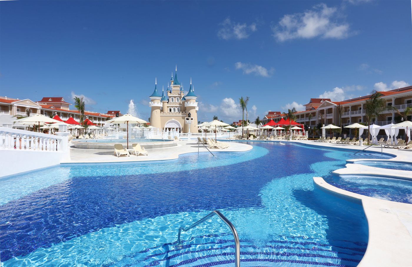 Luxury-Bahia-Principe-Fantasia-Pool-003