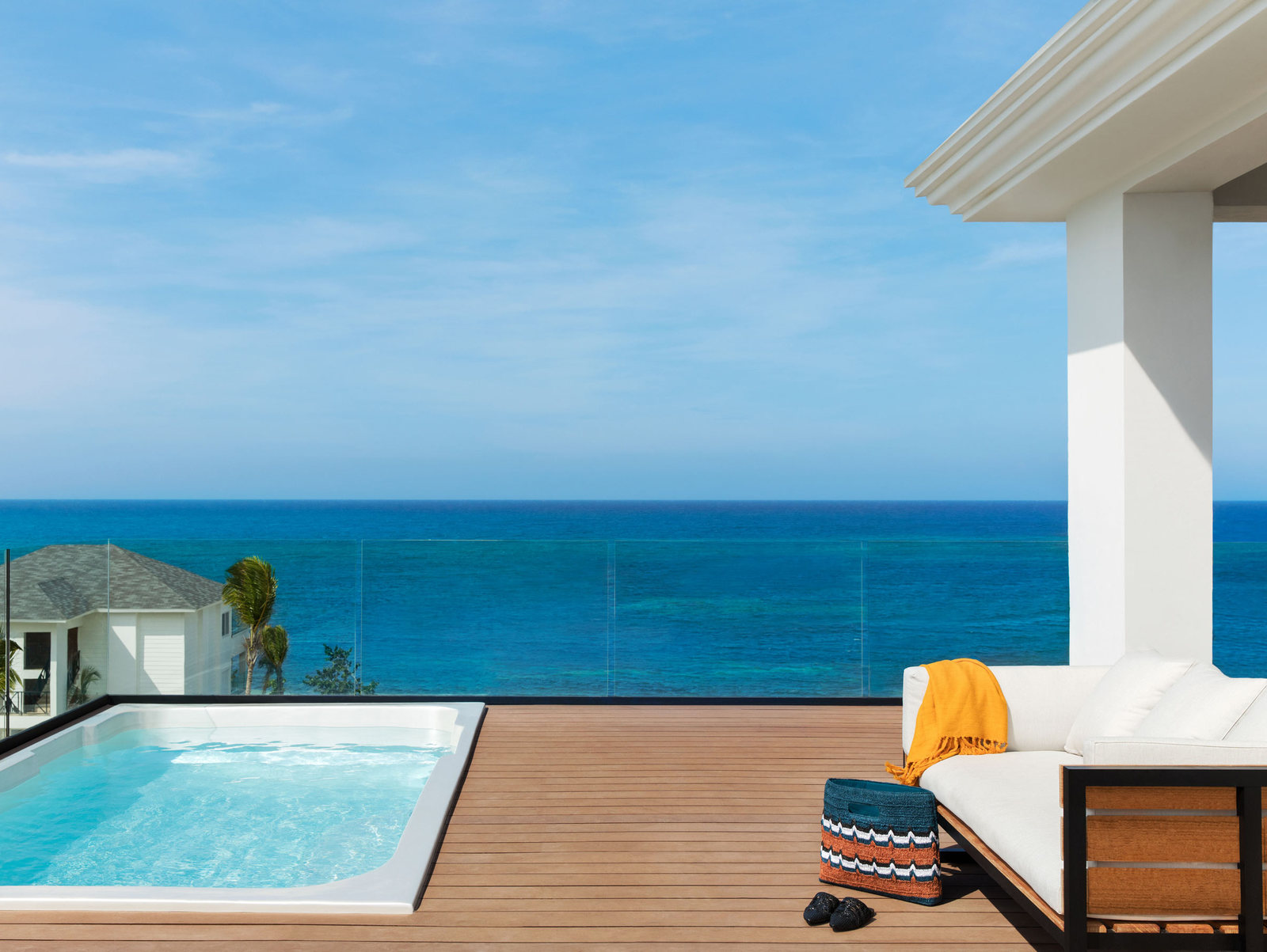 XOB_Imperial_Suite_Rooftop_Terrace_With_Plunge_Pool_Ocean_Front_2_HR
