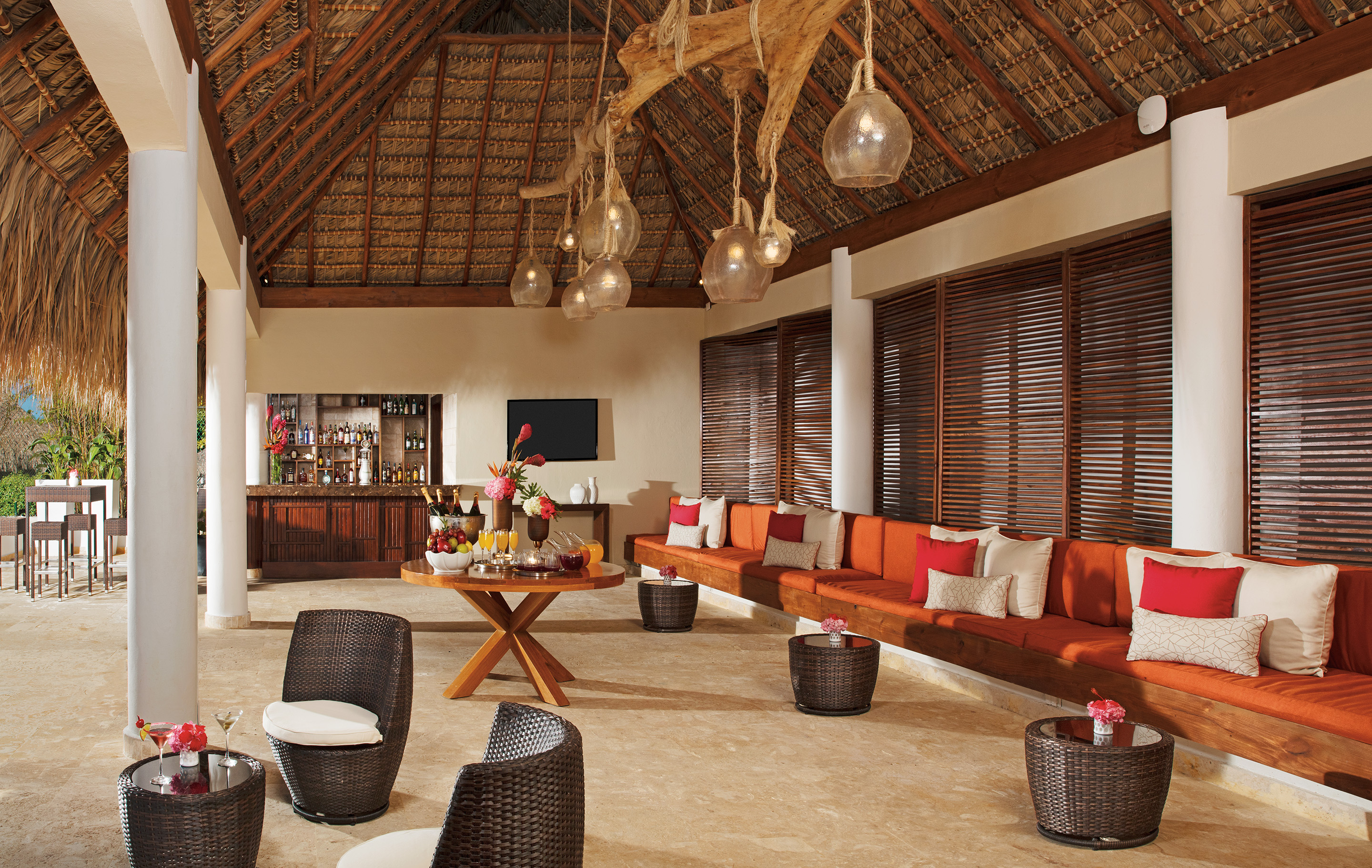 DREDL_PreferredClub_Lounge_1A