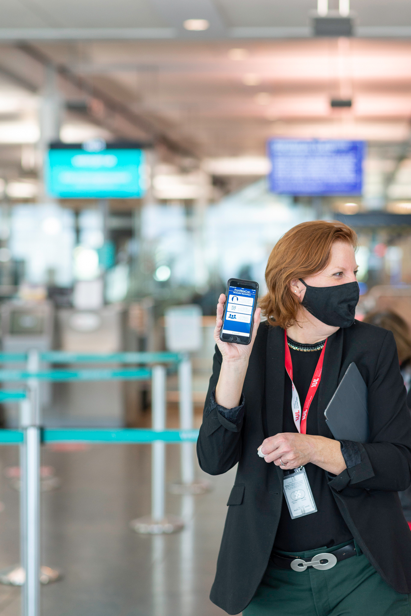 Démonstration des applications utiles lors d'une visite à l'aéroport de Montréal