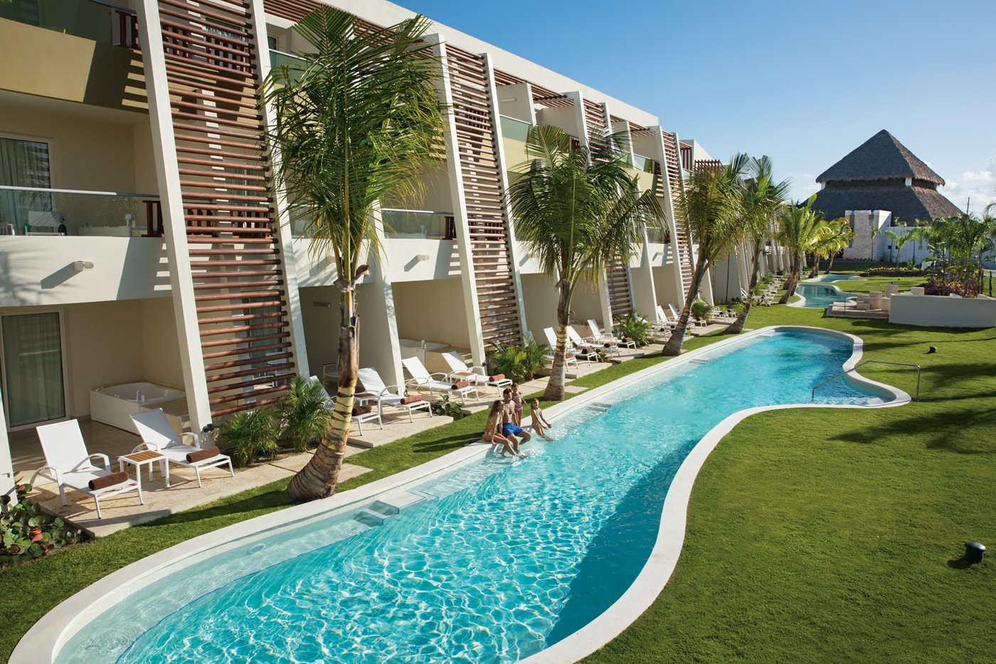 Now-Onyx-Pool-002-AR