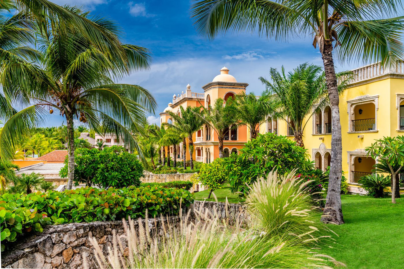 PUJ_SanctuaryCapCana_Grounds_001