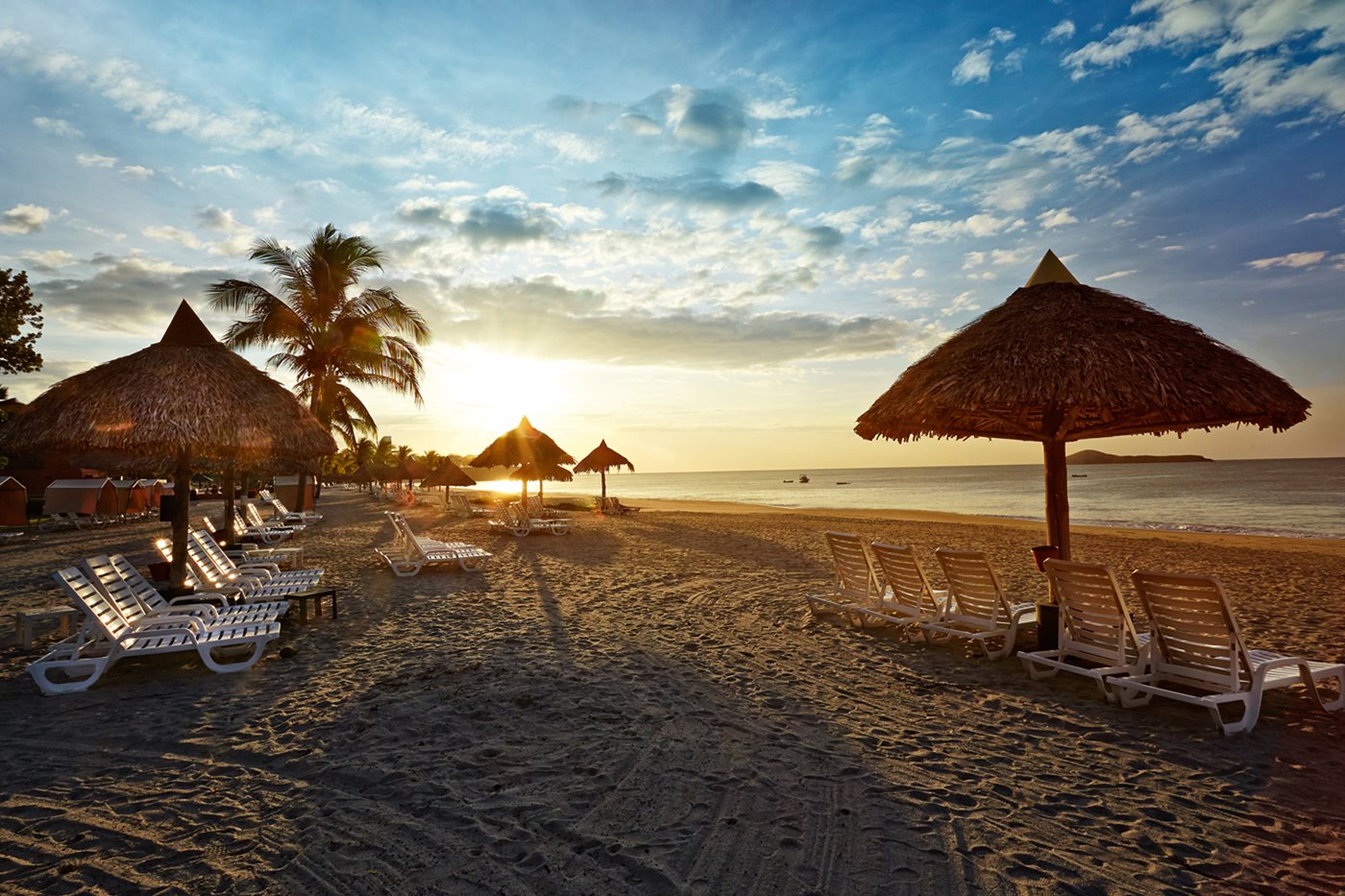 Royal-Decameron-Beach-001