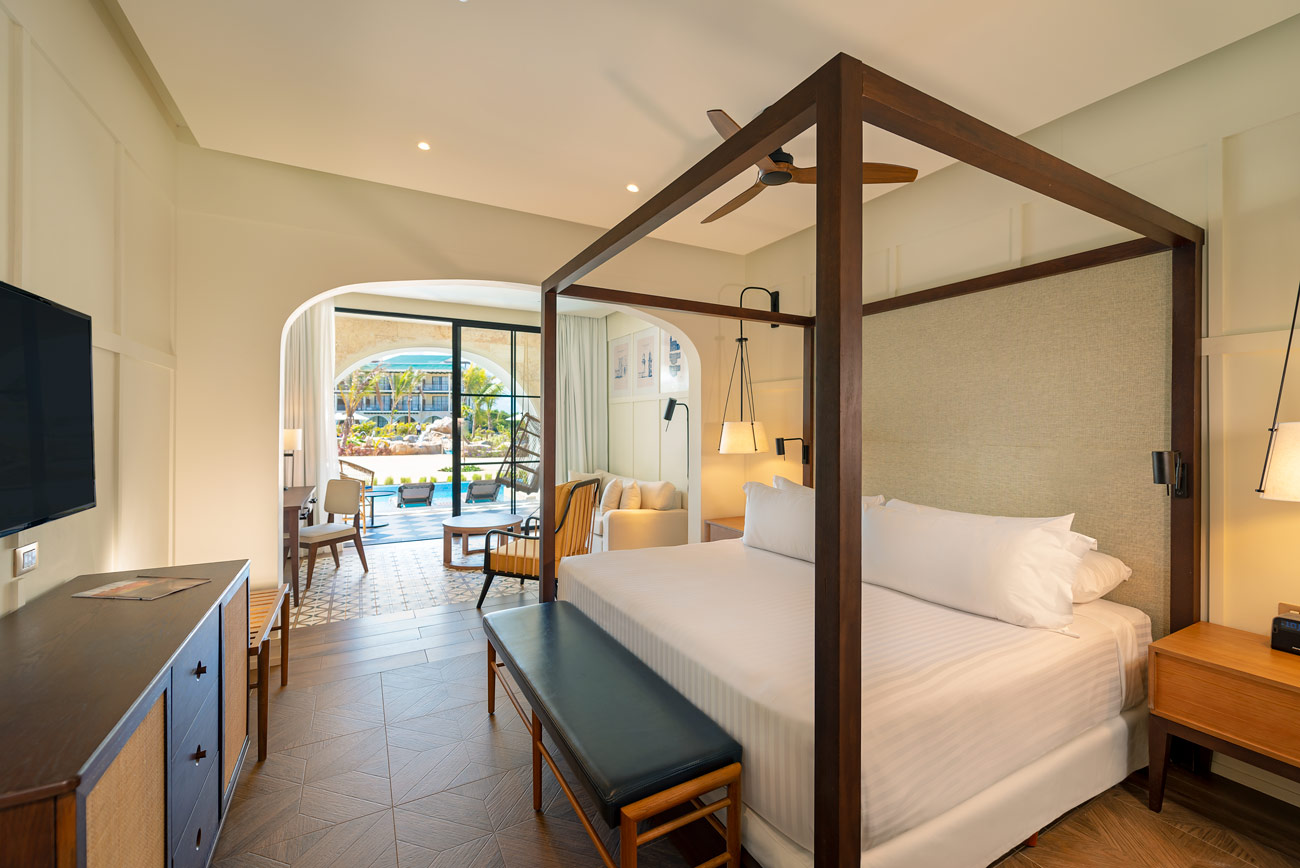 junior suite swim up