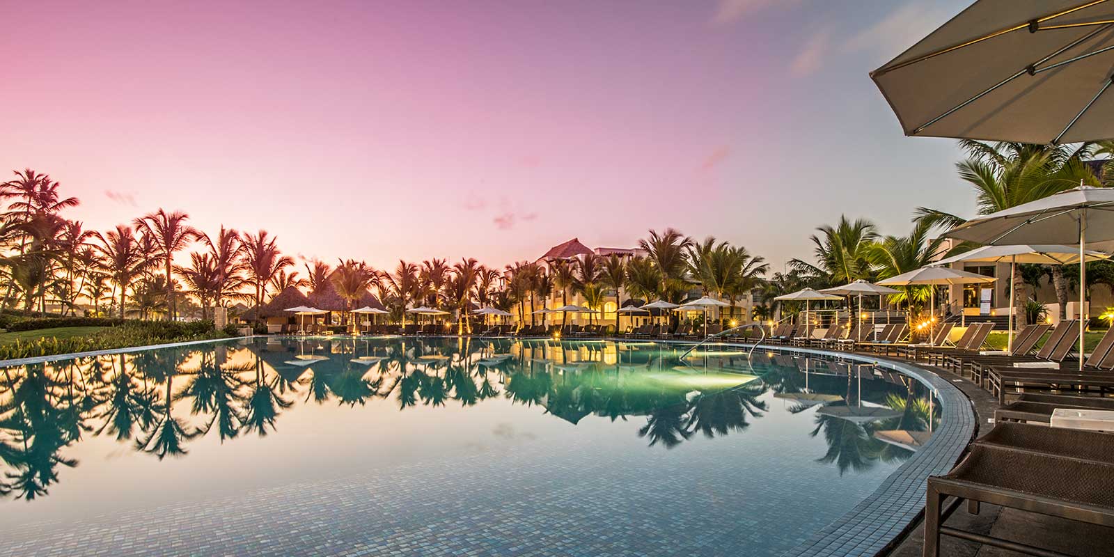 1600X800-HRHC-Punta-Cana-pool