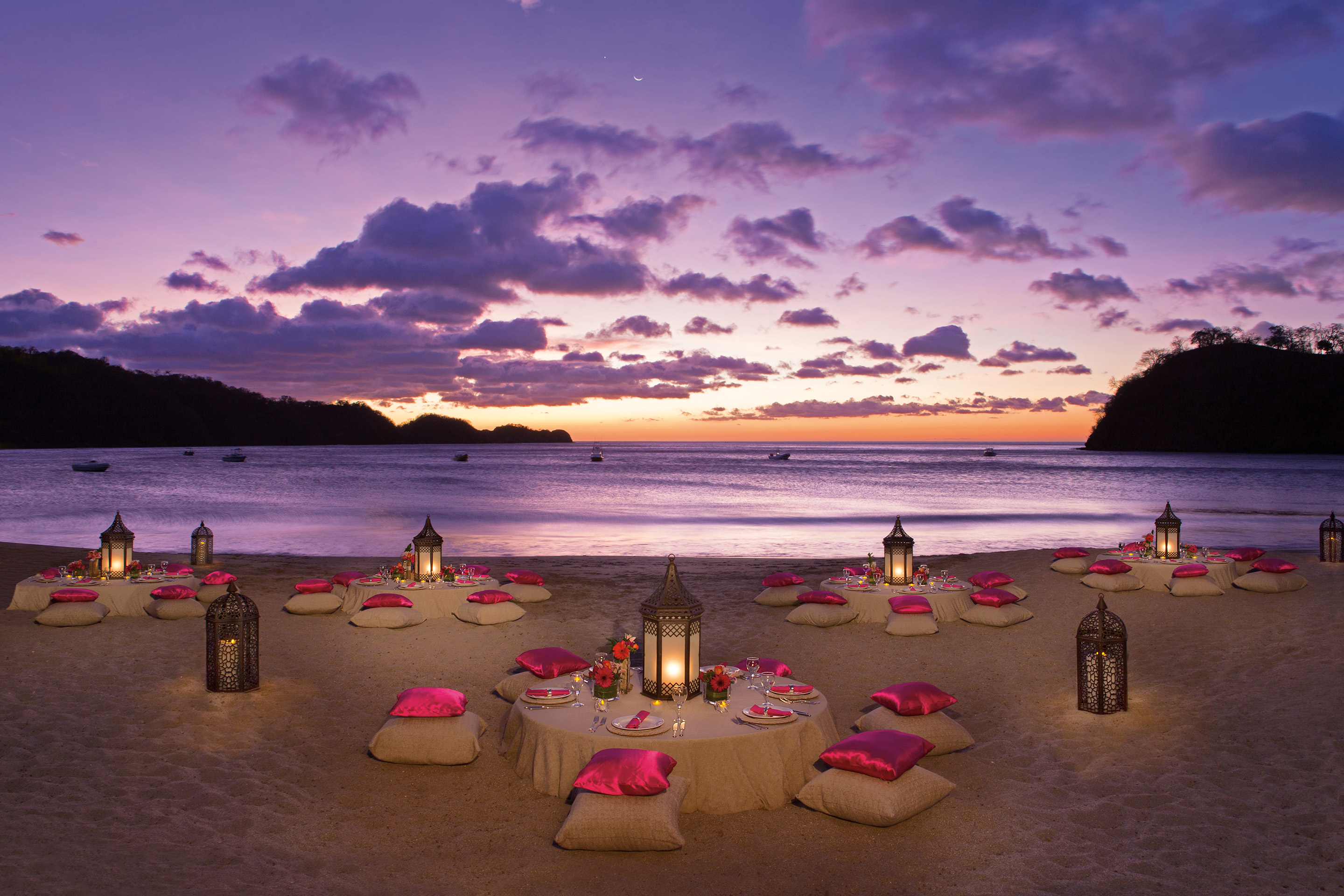 DRELM_EXT_ThemeDinner_Beach_1A