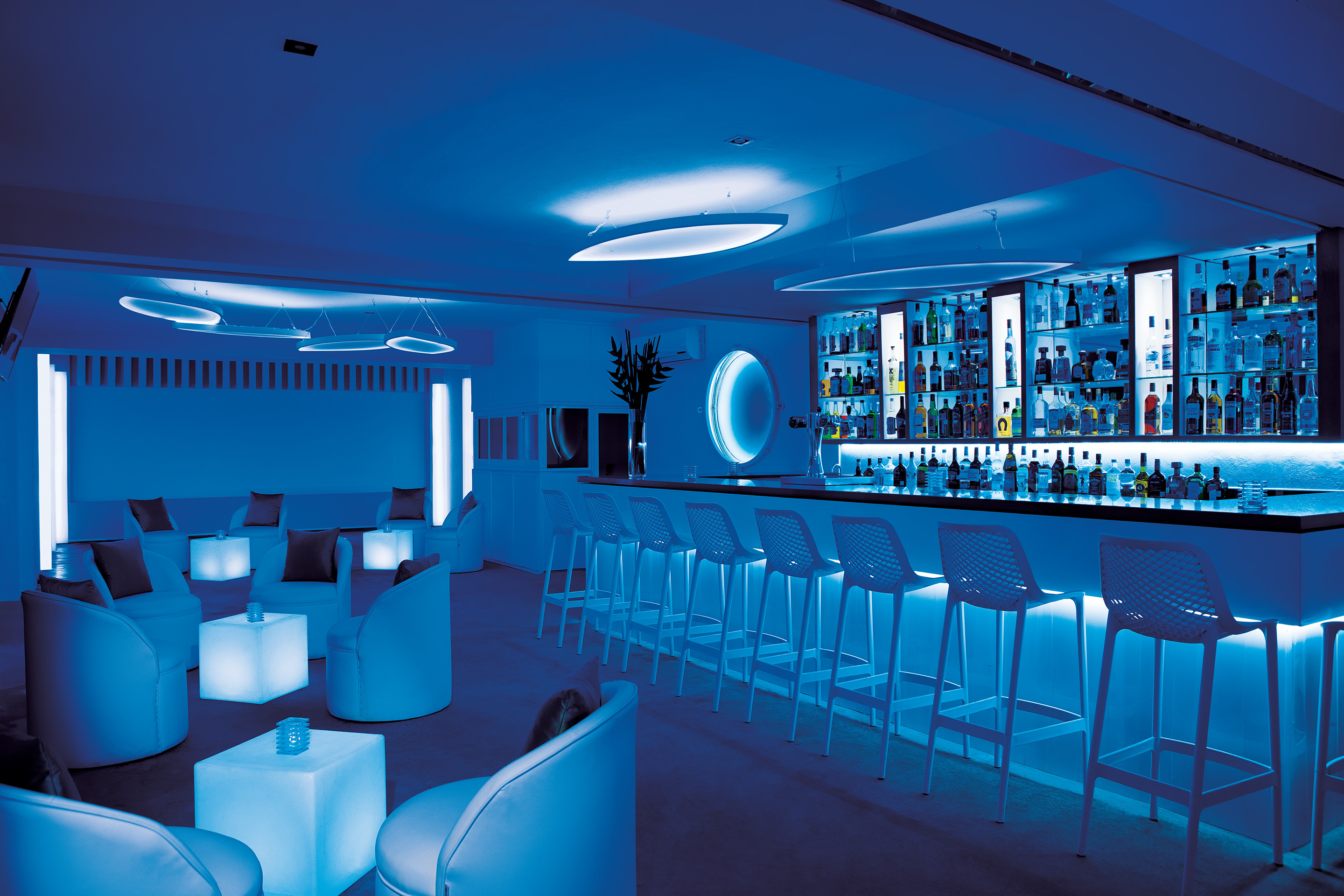 SEACZ_BAR_Desires_1B