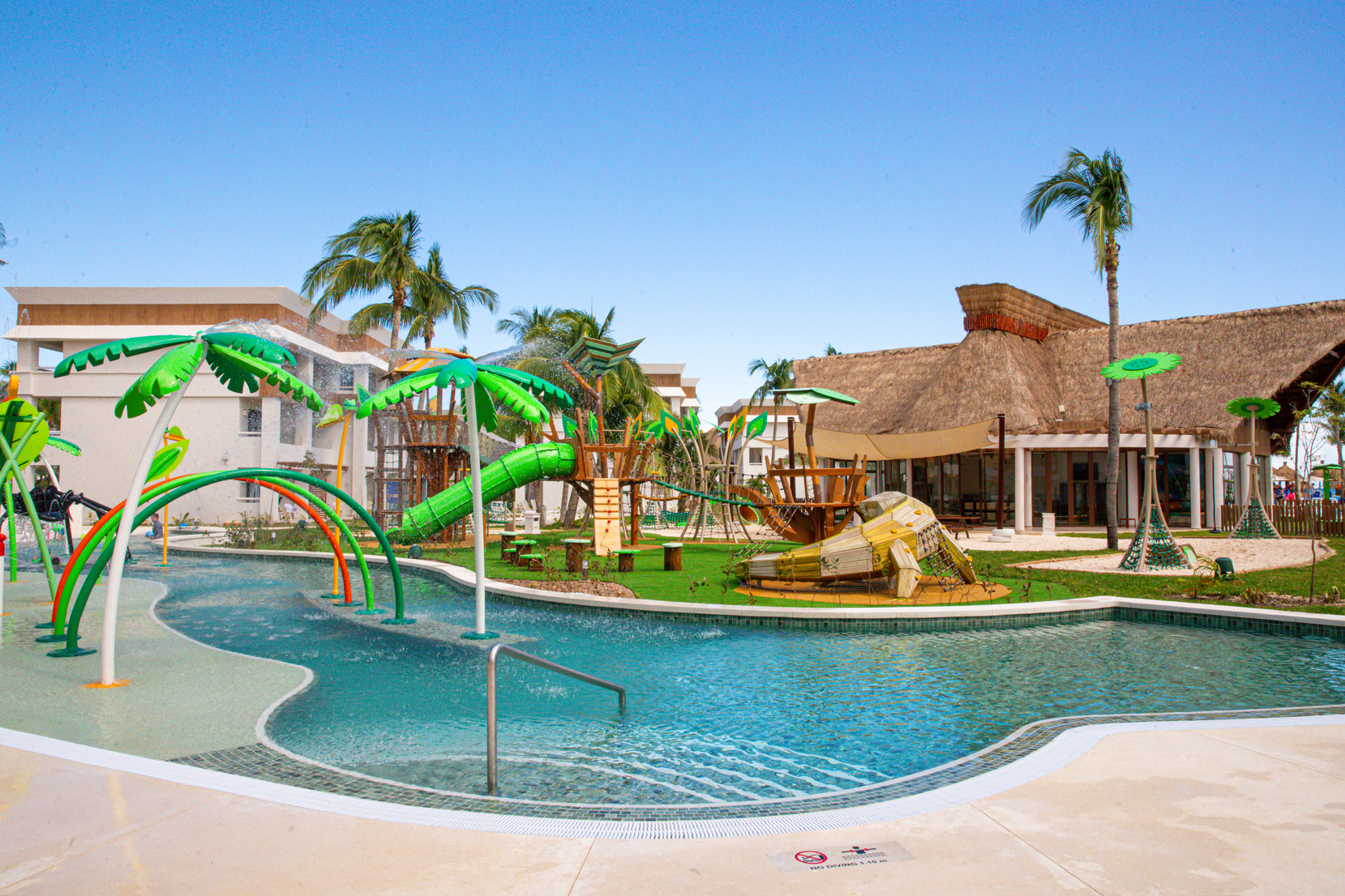 gbptul_mex_pool_waterpark_004_low
