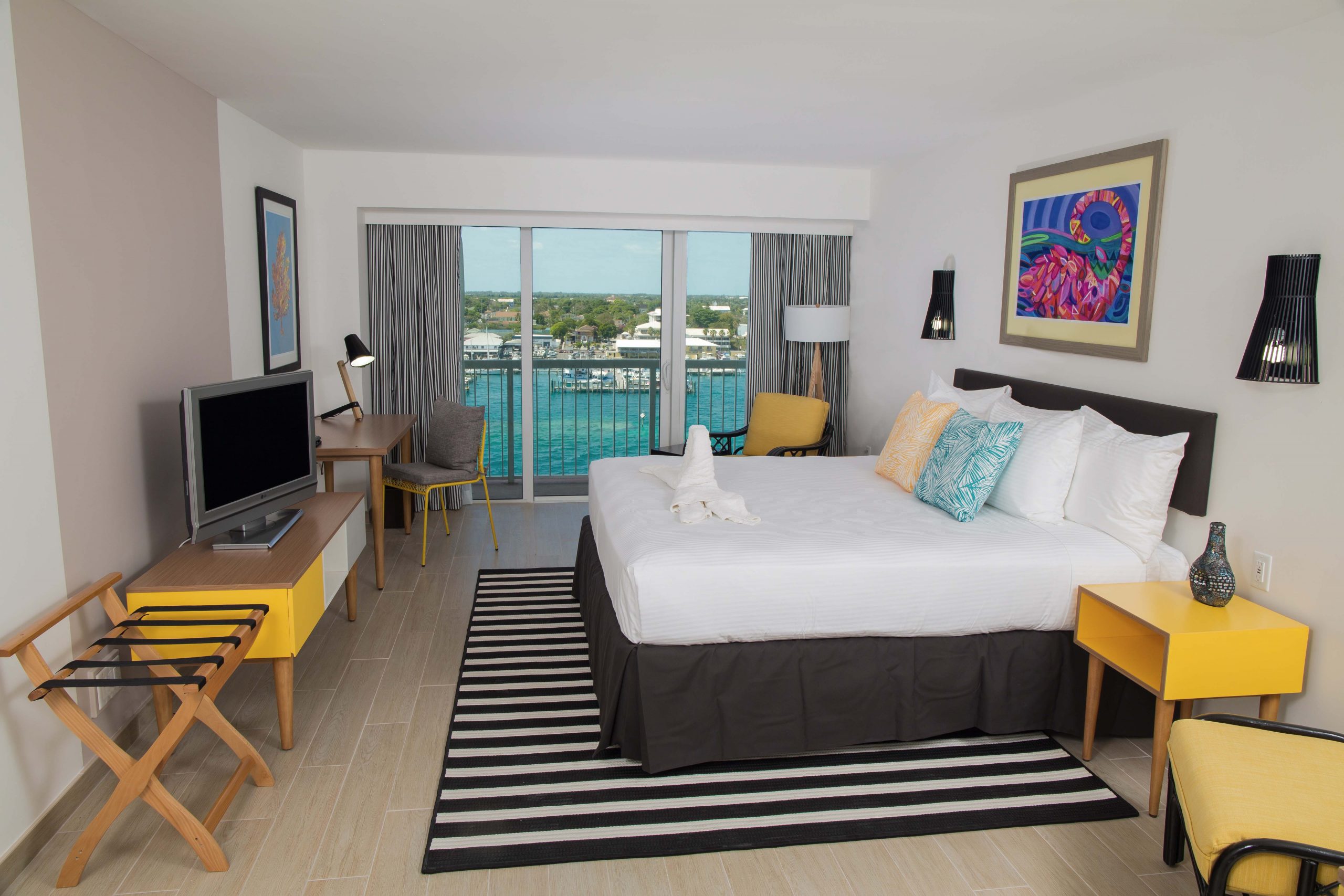 Harbour Deluxe Balcony King - Warwick Paradise Island Bahamas