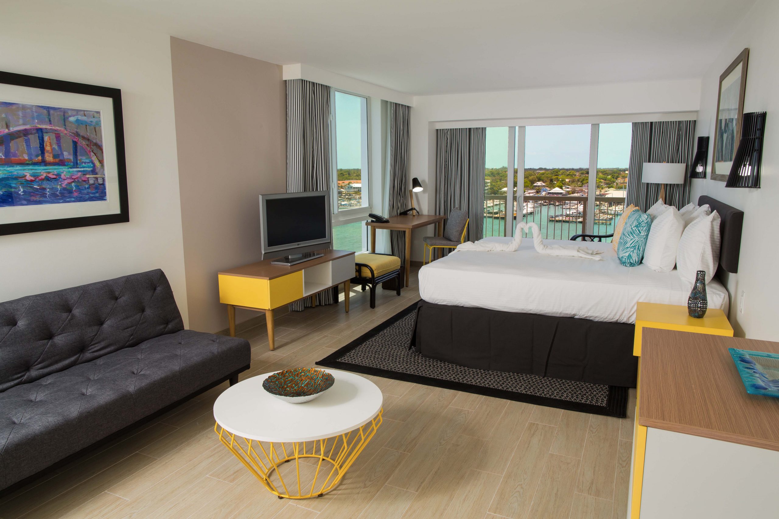 Harbour Premium Balcony King - Warwick Paradise Island Bahamas