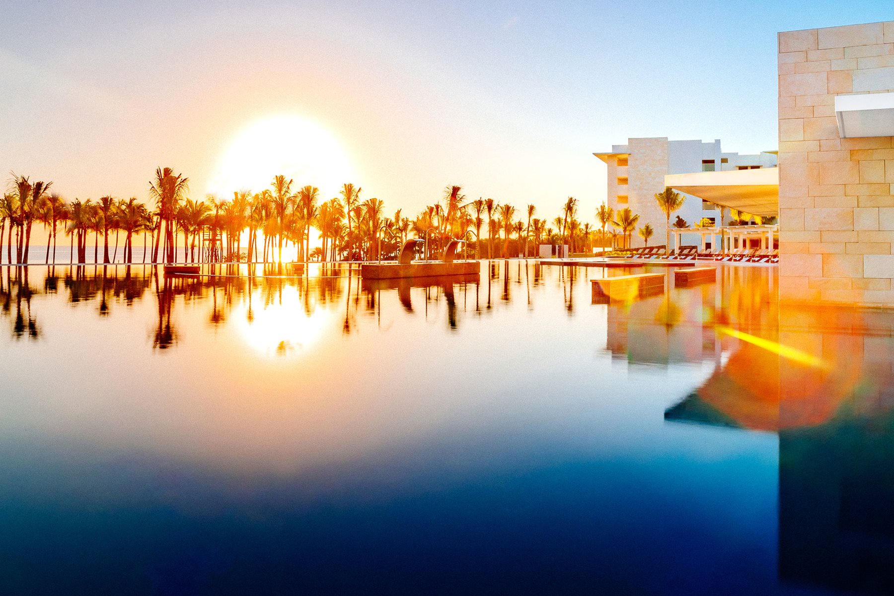 RIV-Barcelo-Maya-Riviera-Pool-002