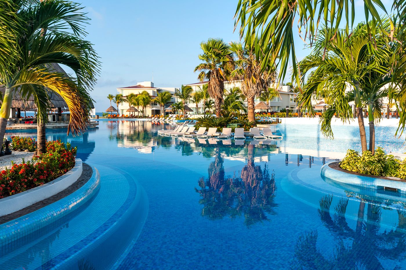 Moon-Palace-Resort-Spa-Pool-002