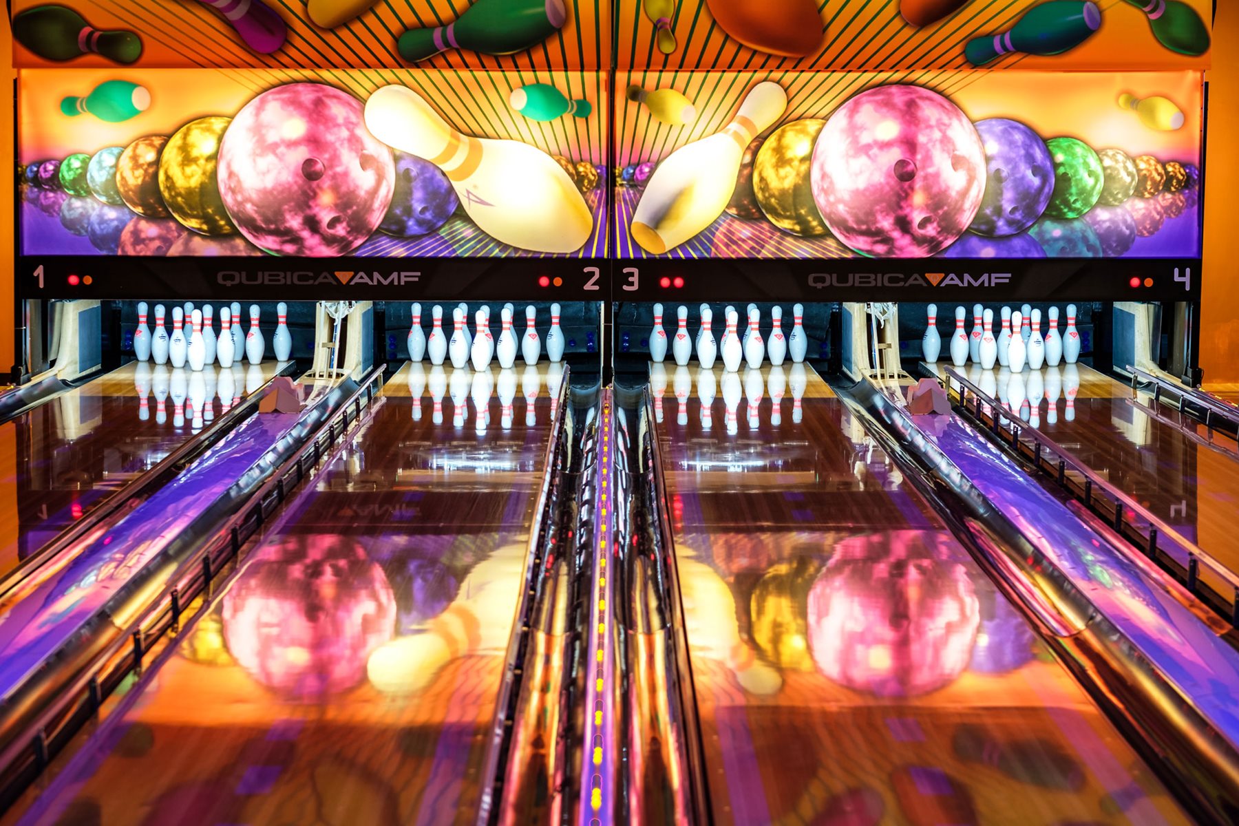 PUJ-Barcelo-Bavaro-Palace-Bowling-001