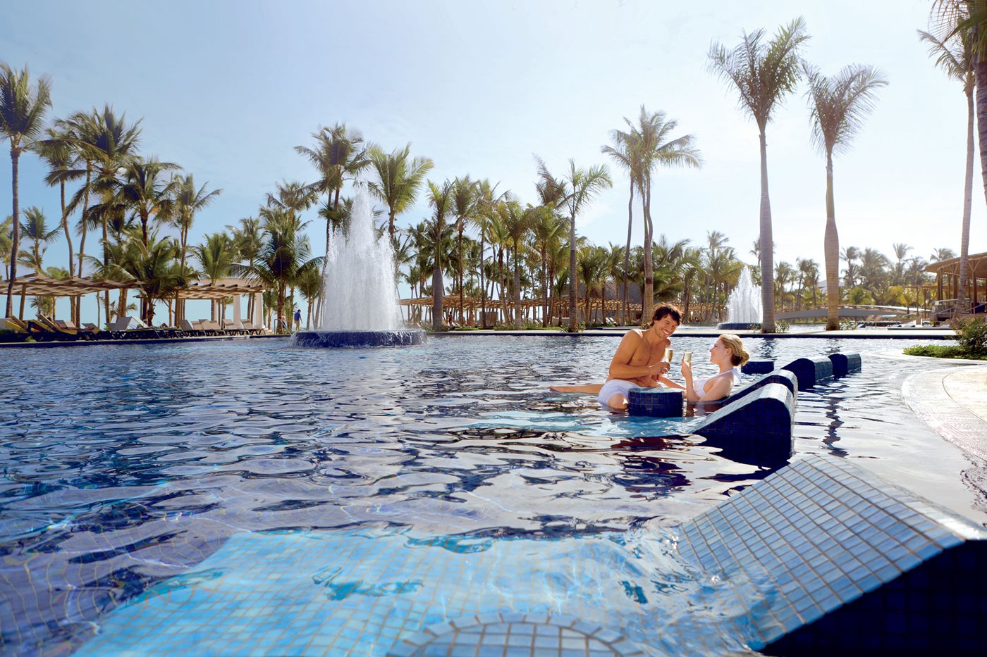 PUJ-Barcelo-Bavaro-Palace-Pool-003