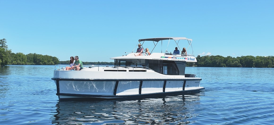 horizonlakes_canada_leboat_glg