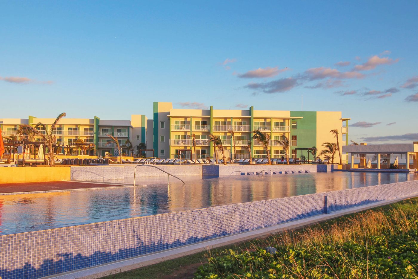 CCC-Grand-Muthu-Cayo-Guillermo-Pool-006