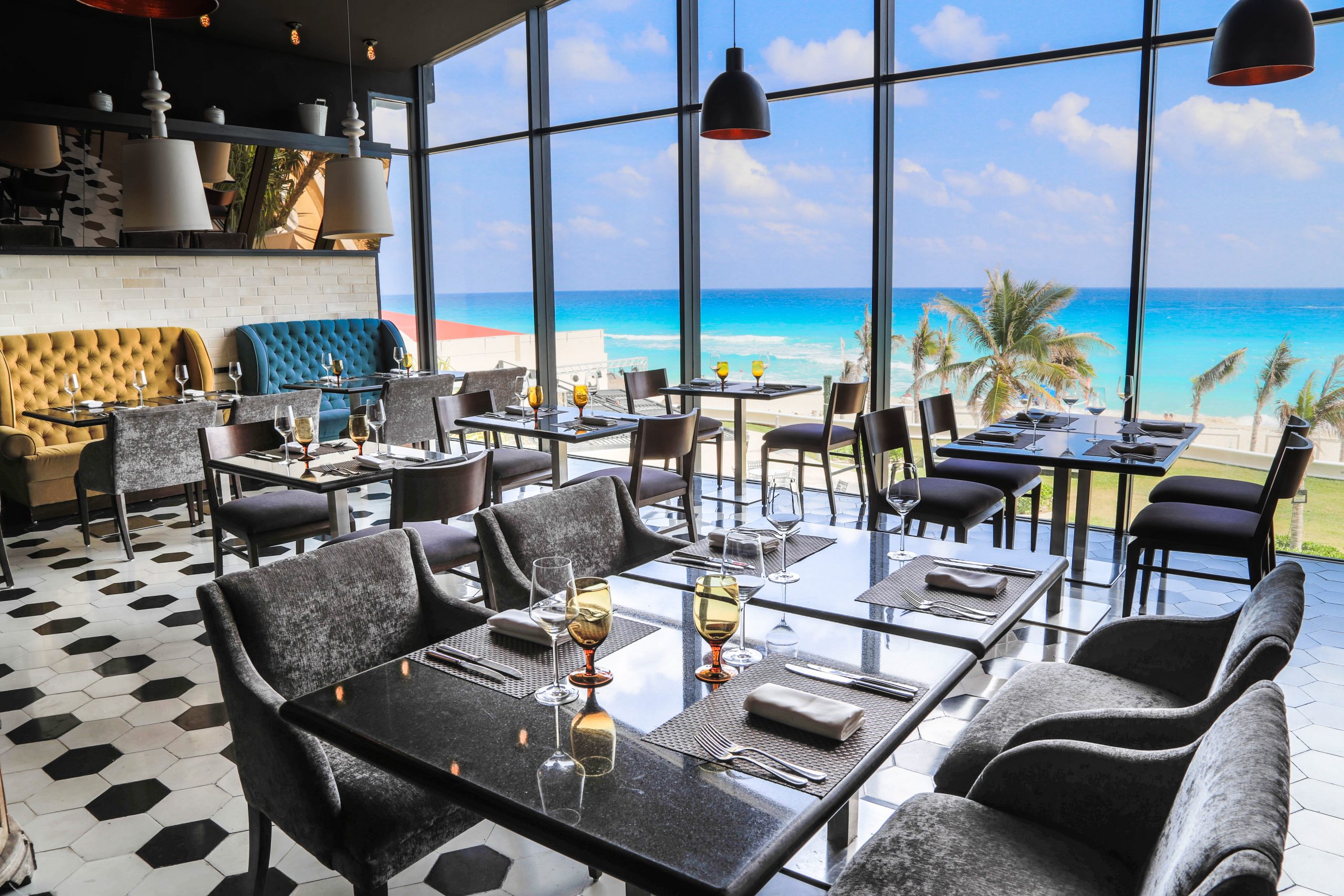 Sandos_Cancun_Rest_Frattini's_03