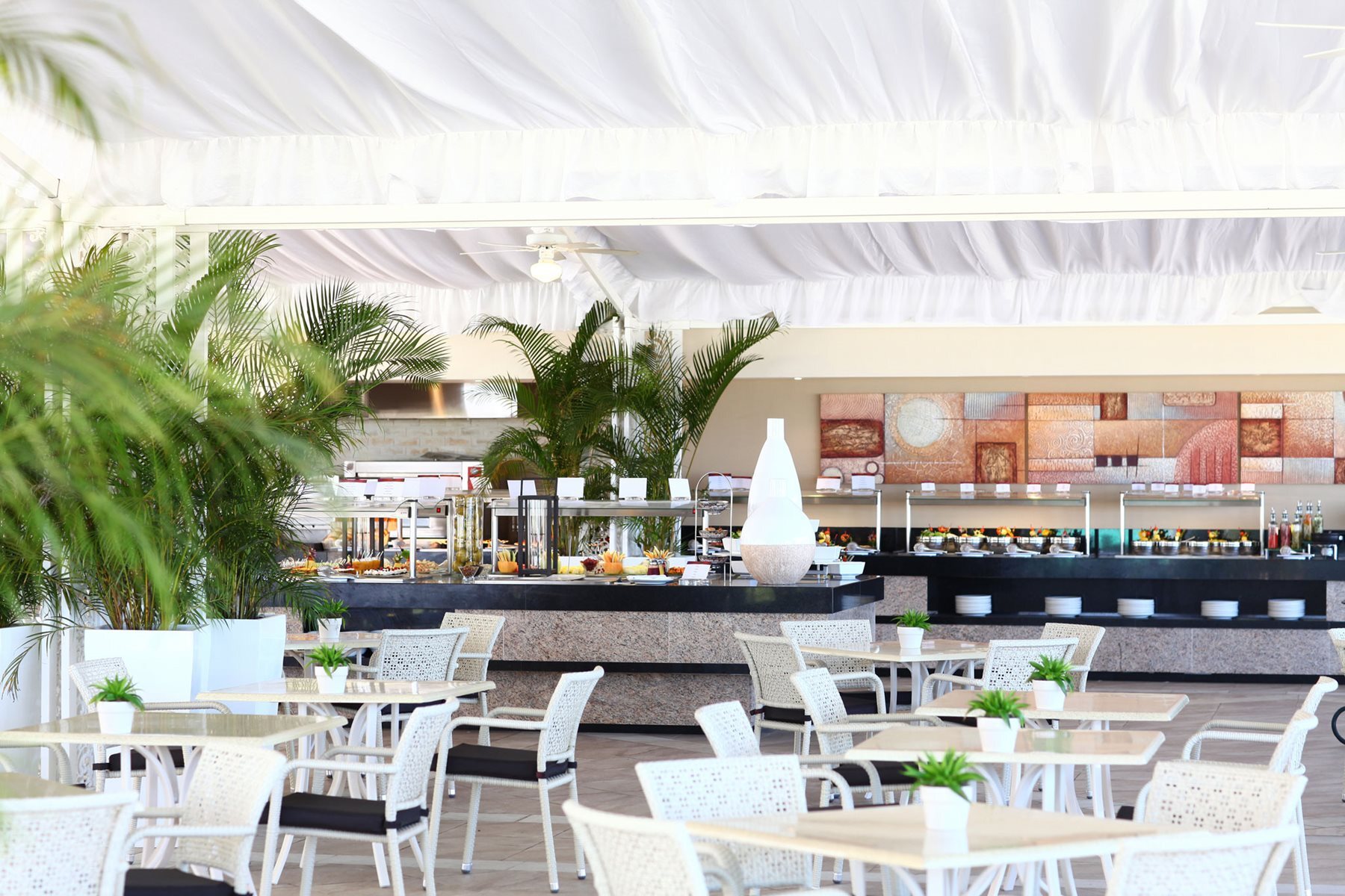MBJ-Bahia-Principe-Luxury-Runaway-Bay-Resto-Buffet-001