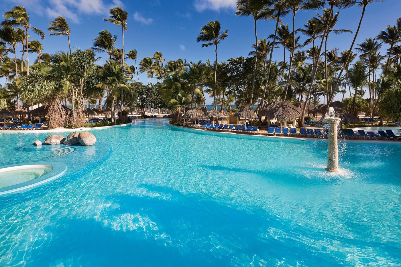 PUJ-Melia-Punta-Cana-Beach-Pool-001 copie