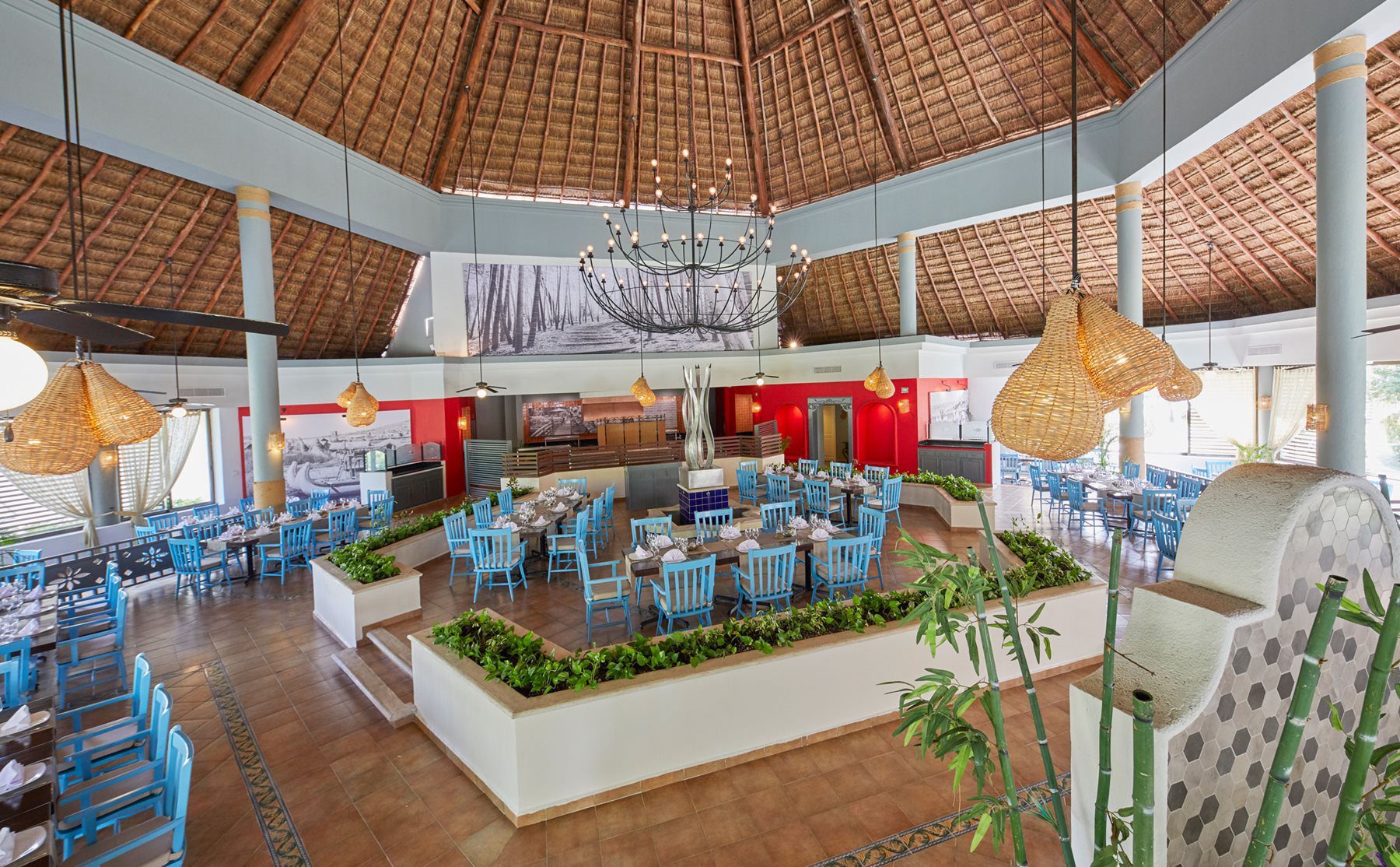 AnyConv.com__RIV-Bahia-Principe-Grand-Coba-Resto-Mashua-001