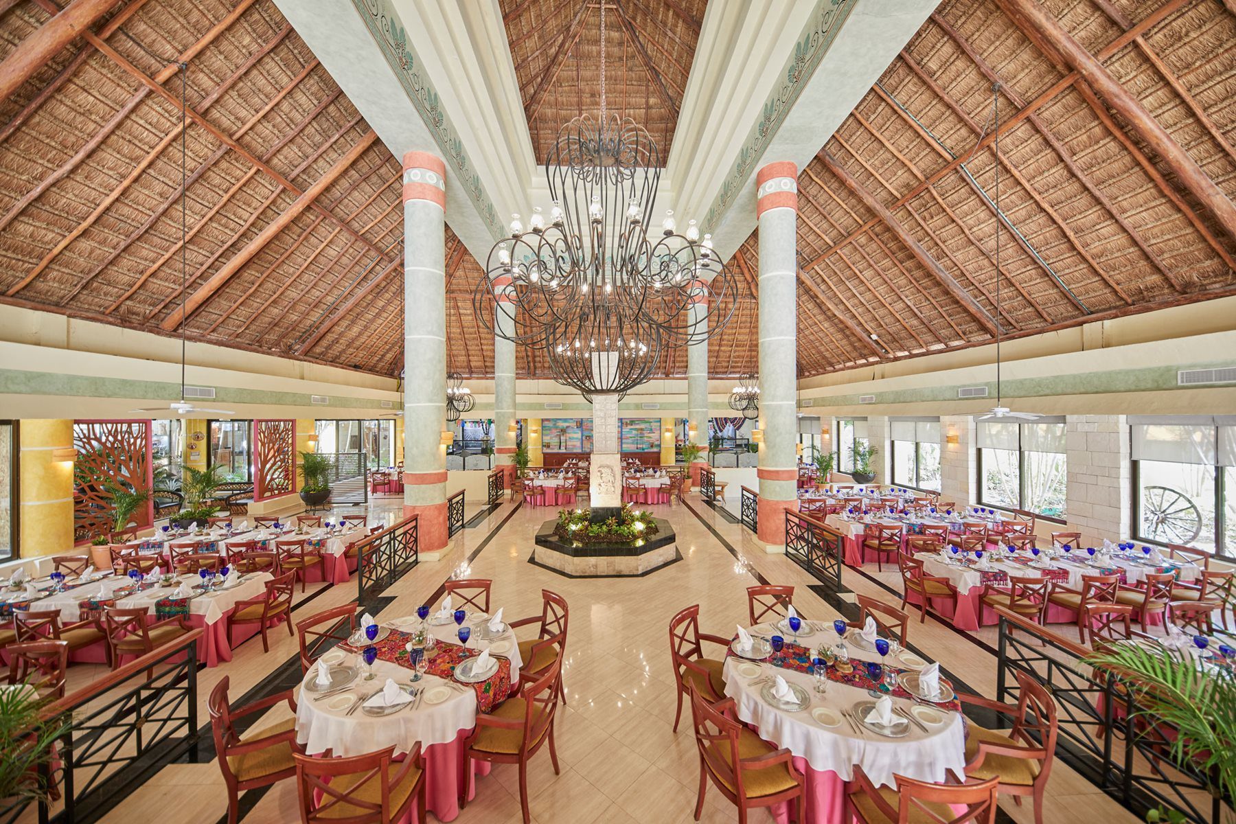 AnyConv.com__RIV-Grand-Bahia-Principe-Coba-Restaurant-Kukulcan-004