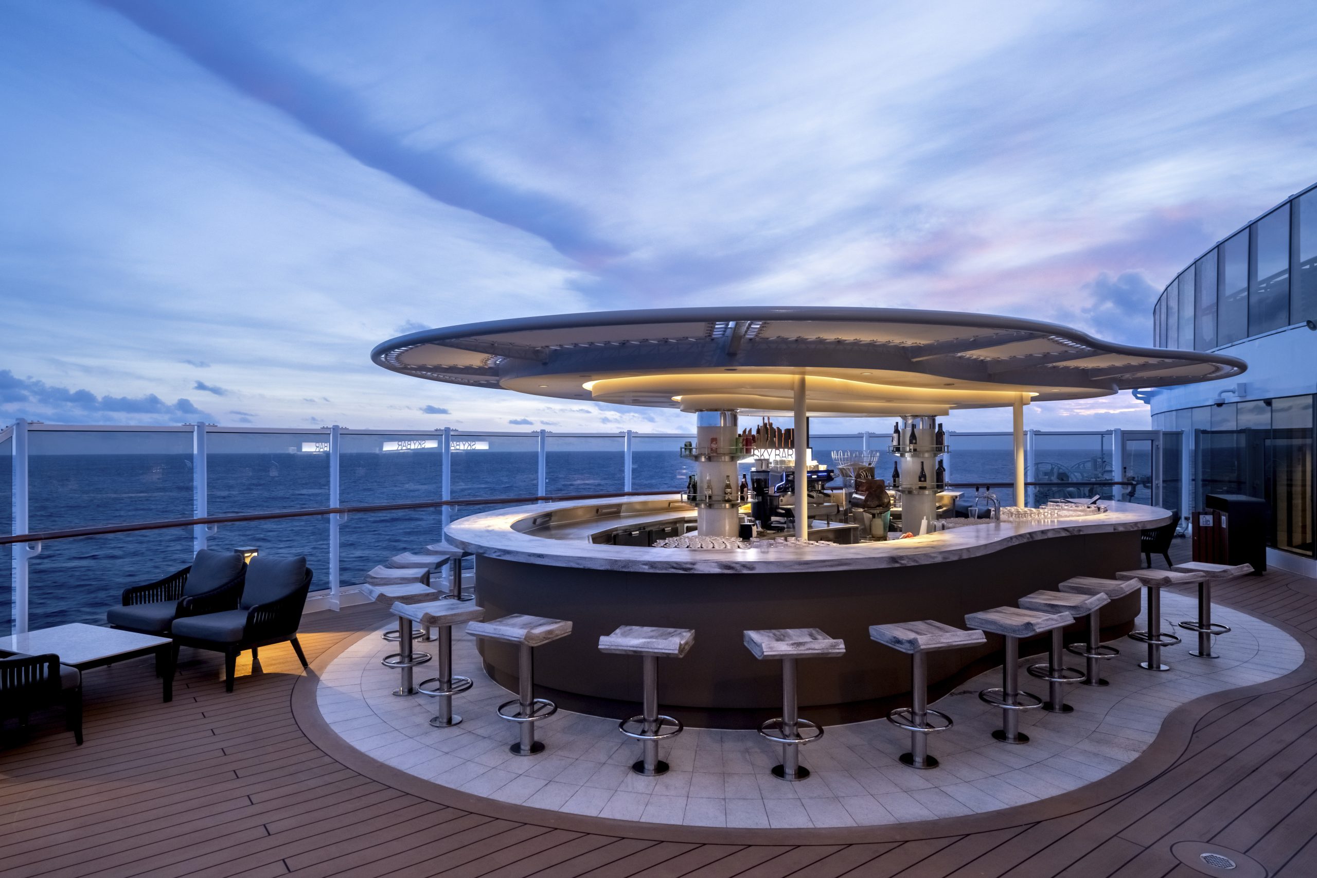 Sky-Bar_1IL3614