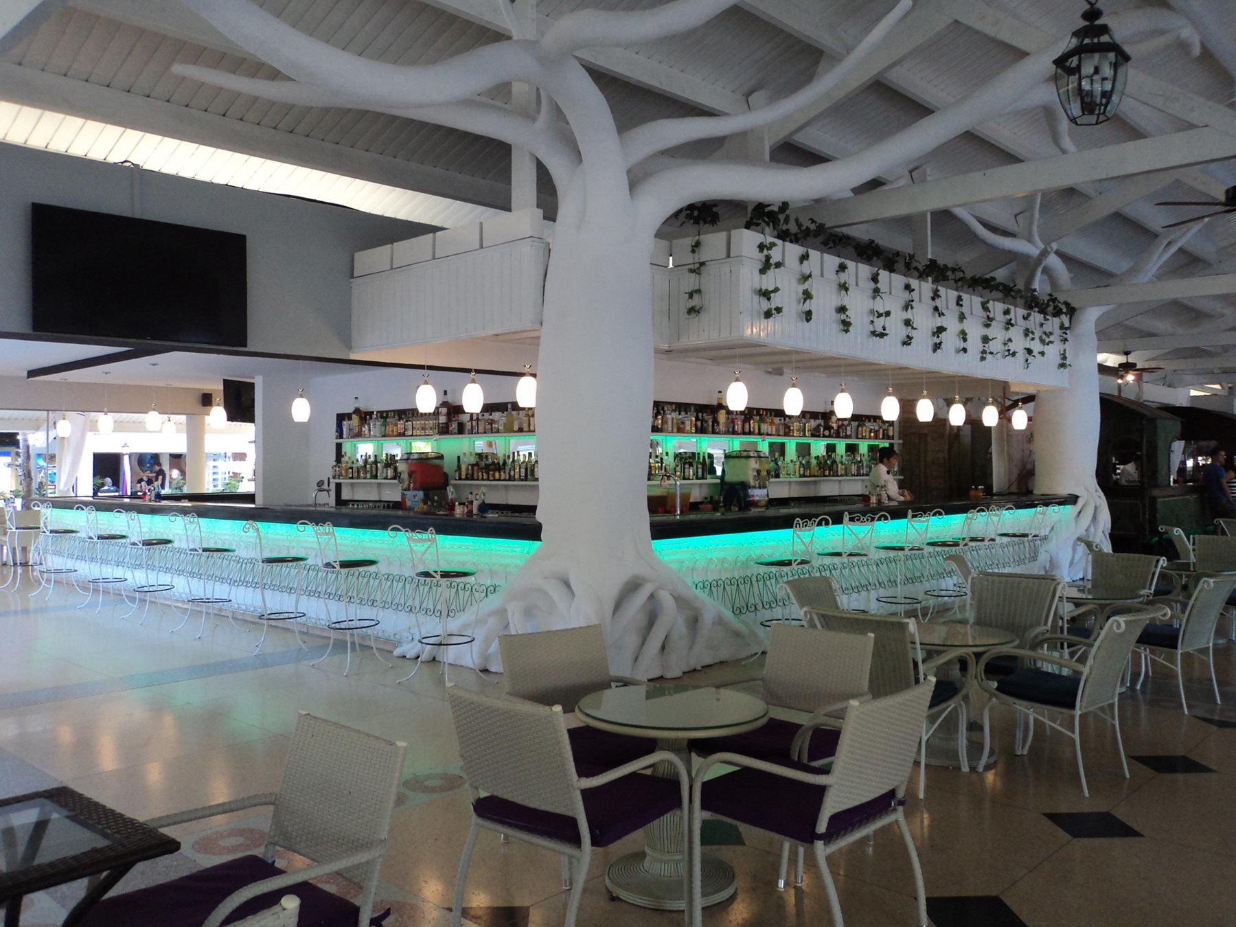 AnyConv.com__HOG-Playa-Pesquero-Bar-La-Cascada-001