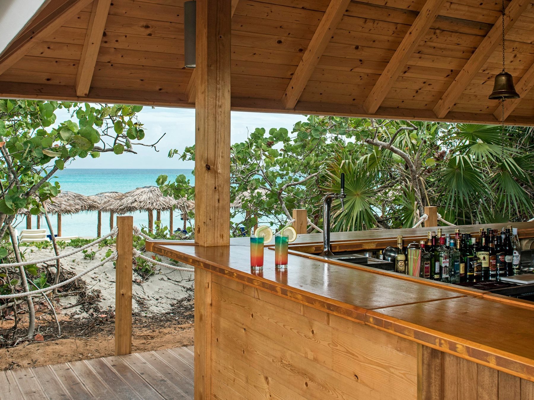 AnyConv.com__VRA-Iberostar-Bella-Vista-Bar-Mar-Azul-001