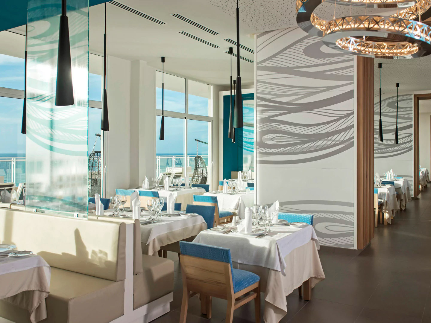AnyConv.com__VRA-Iberostar-Bella-Vista-Resto-Miramar-001