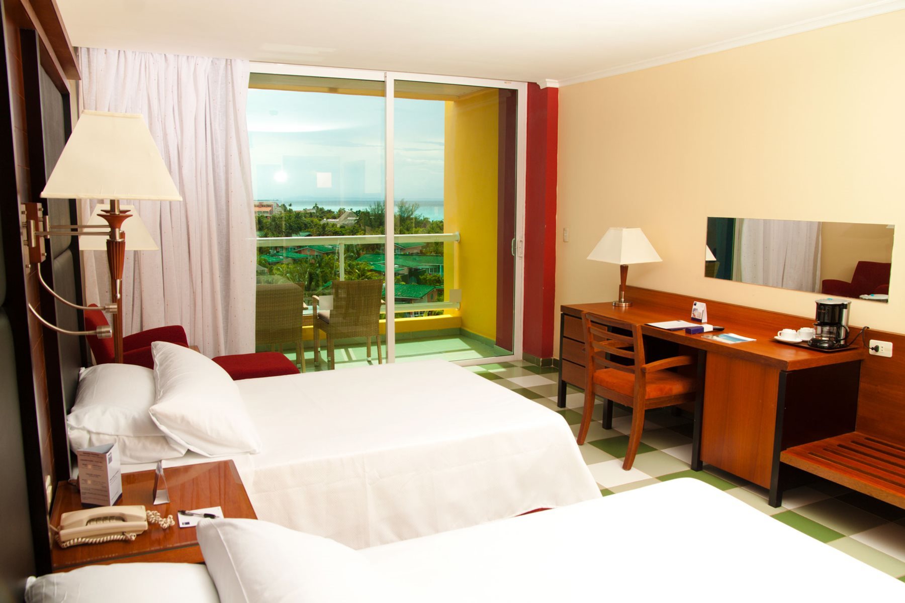 AnyConv.com__VRA_BarceloSolymar_OceanViewRoom_001
