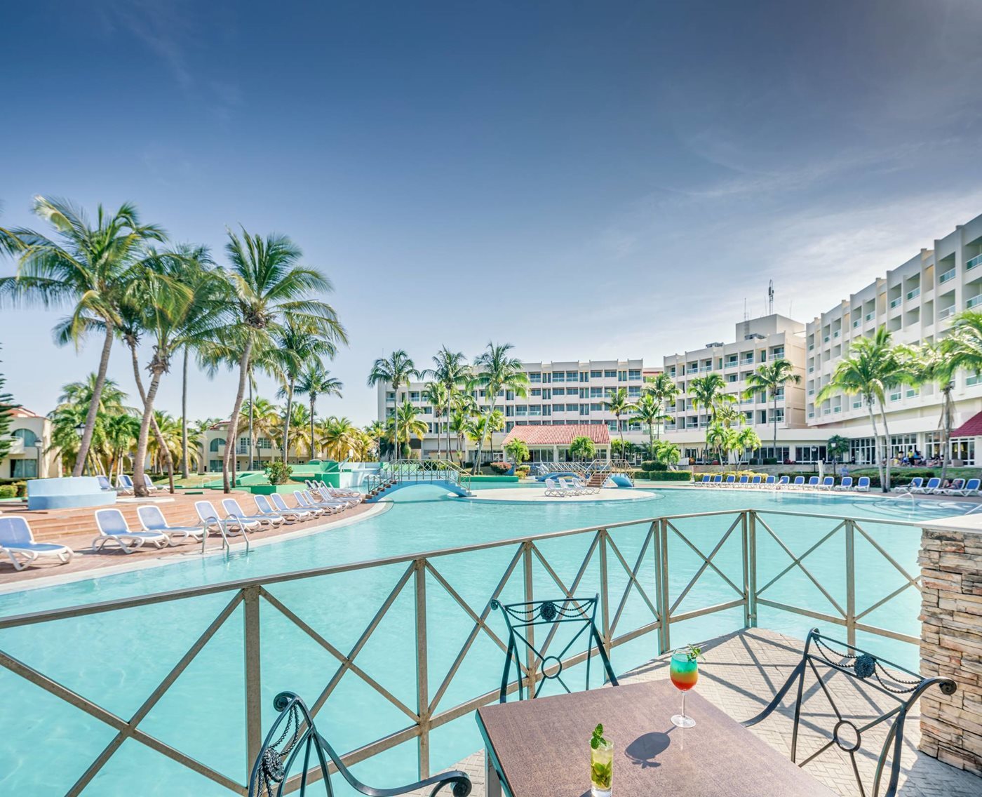 AnyConv.com__vra-barcelo-solymar-resort-pool-01