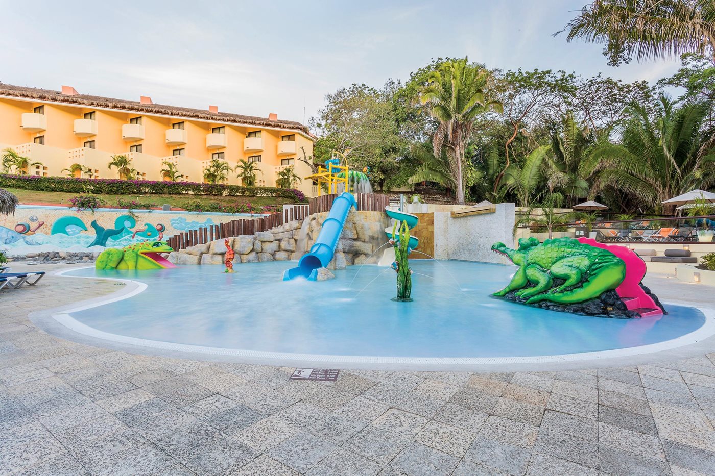 PVR-Grand-Palladium-Vallarta-Kids-Pool-002