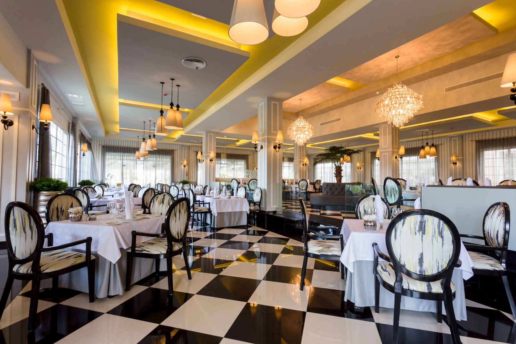 LRM-Luxury-Bahia-Principe-Bouganville-Resto-Don-Pablo-002