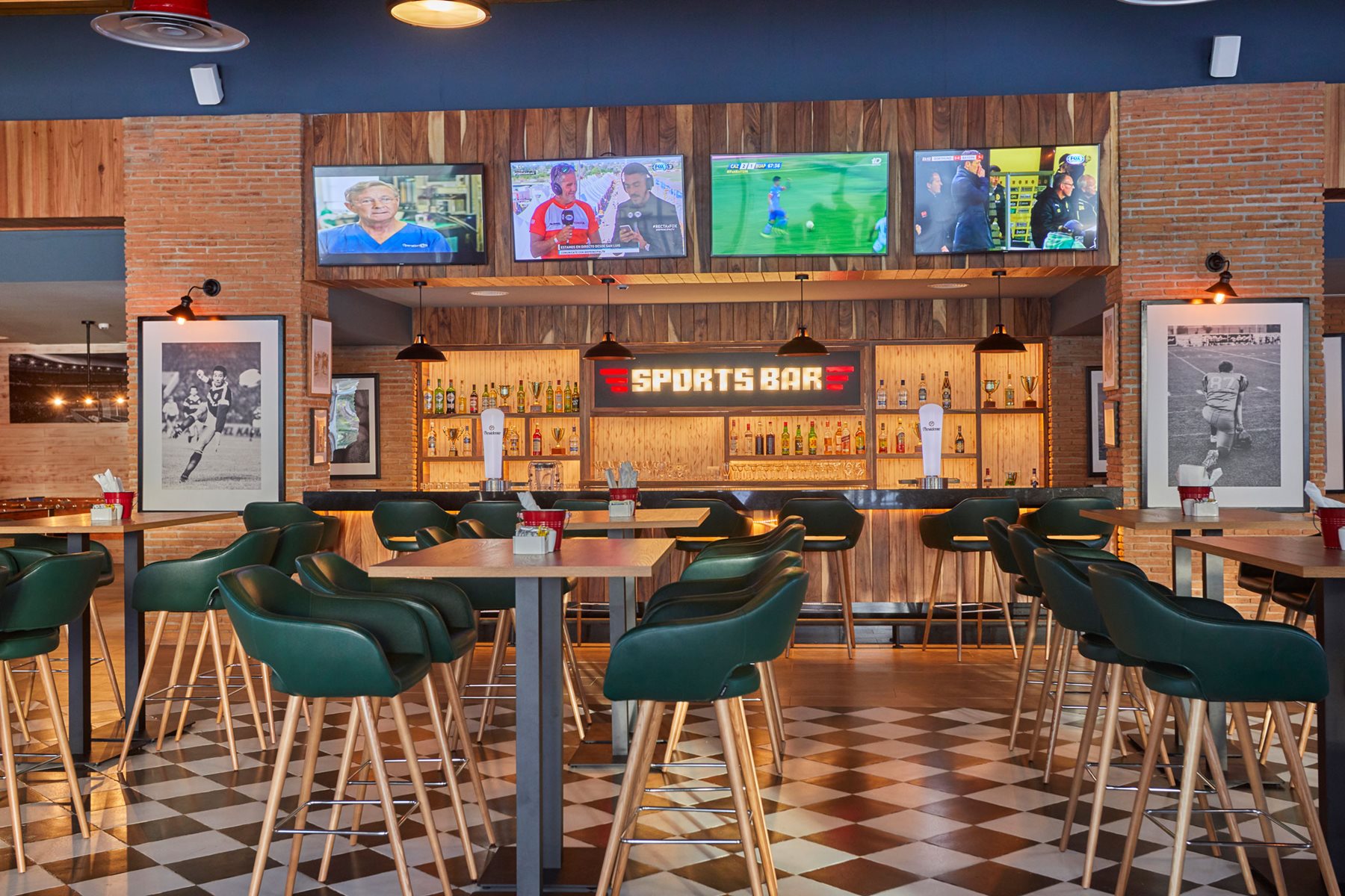 PUJ-Bahia-Principe-Grand-Punta-Cana-Bar-Sports-001