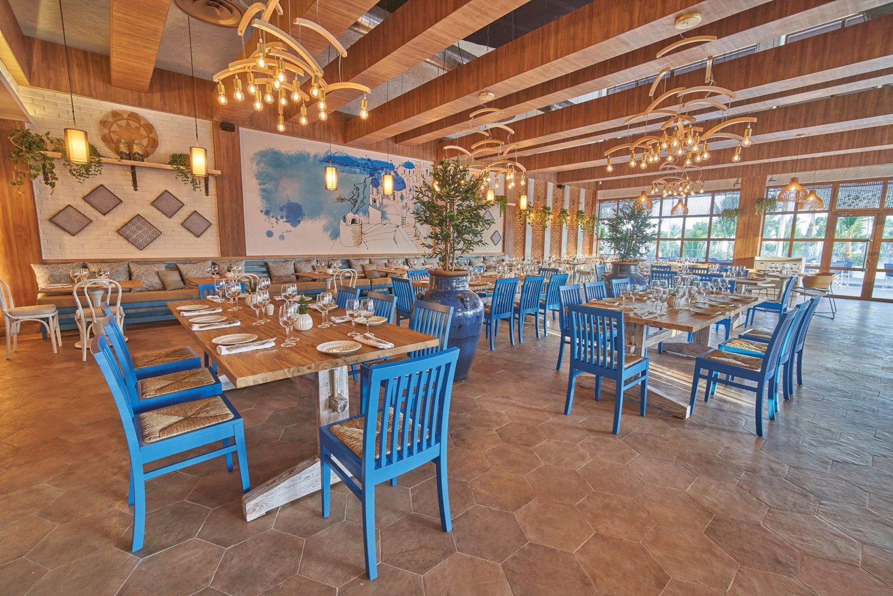PUJ-Bahia-Principe-Grand-Resto-Griego-004.jpg