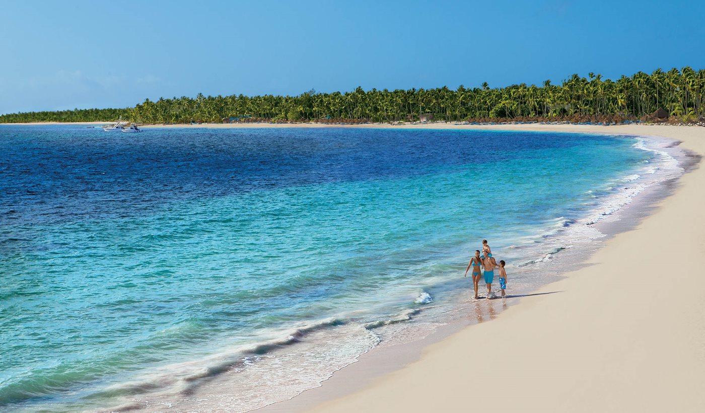 PUJ-Now-Larimar-Beach-002