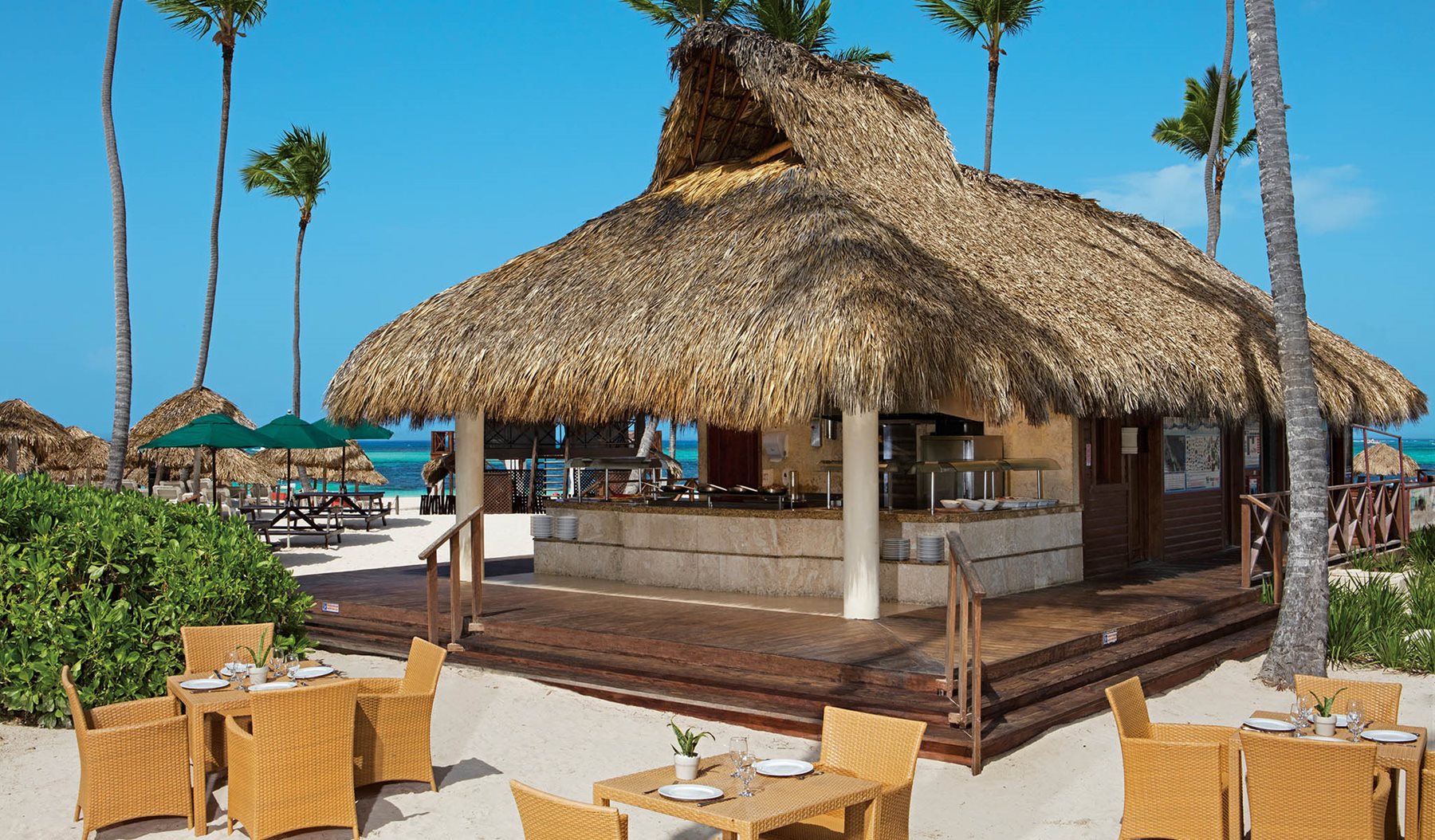 PUJ-Secrets-Royal-Beach-Restaurant-BarefootGrill-001