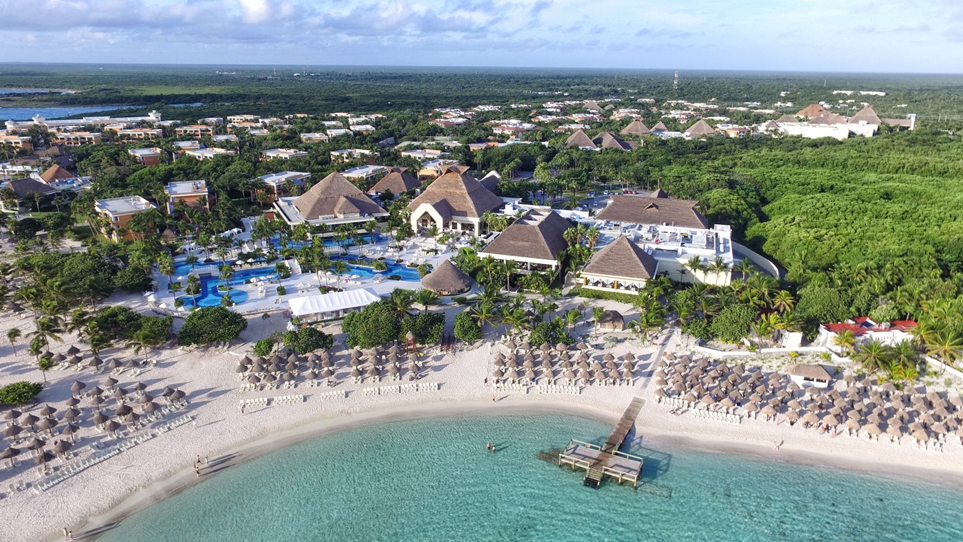 RIV-Bahia-Principe-Luxury-Akumal-Aerial-001_1