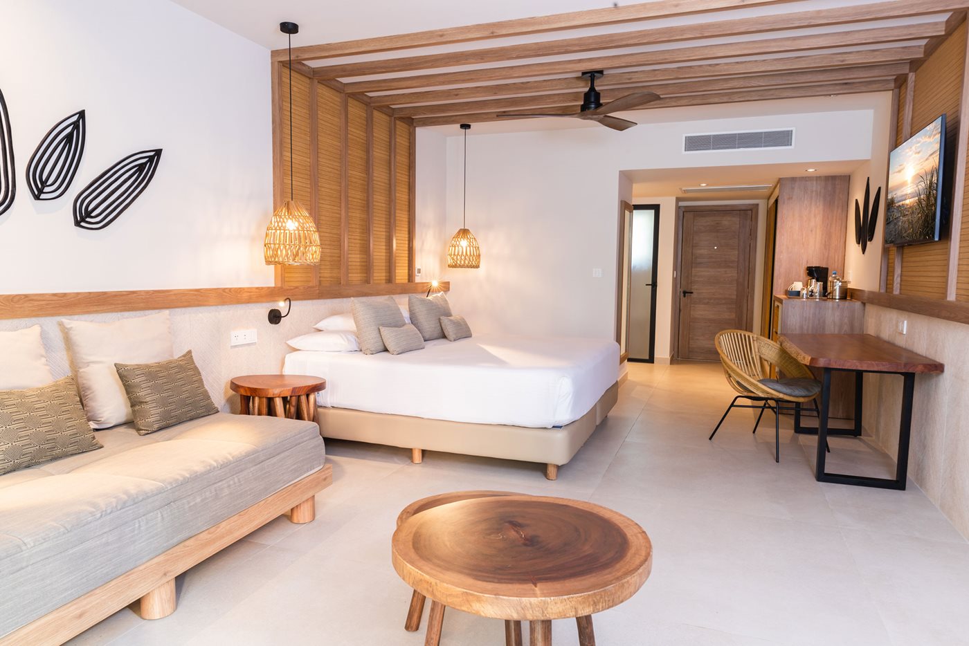 RIV-Bahia-Principe-Luxury-Akumal-Room-Jr-St-dl-swim-up-01