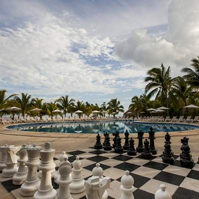 OCOZ_POOL_18