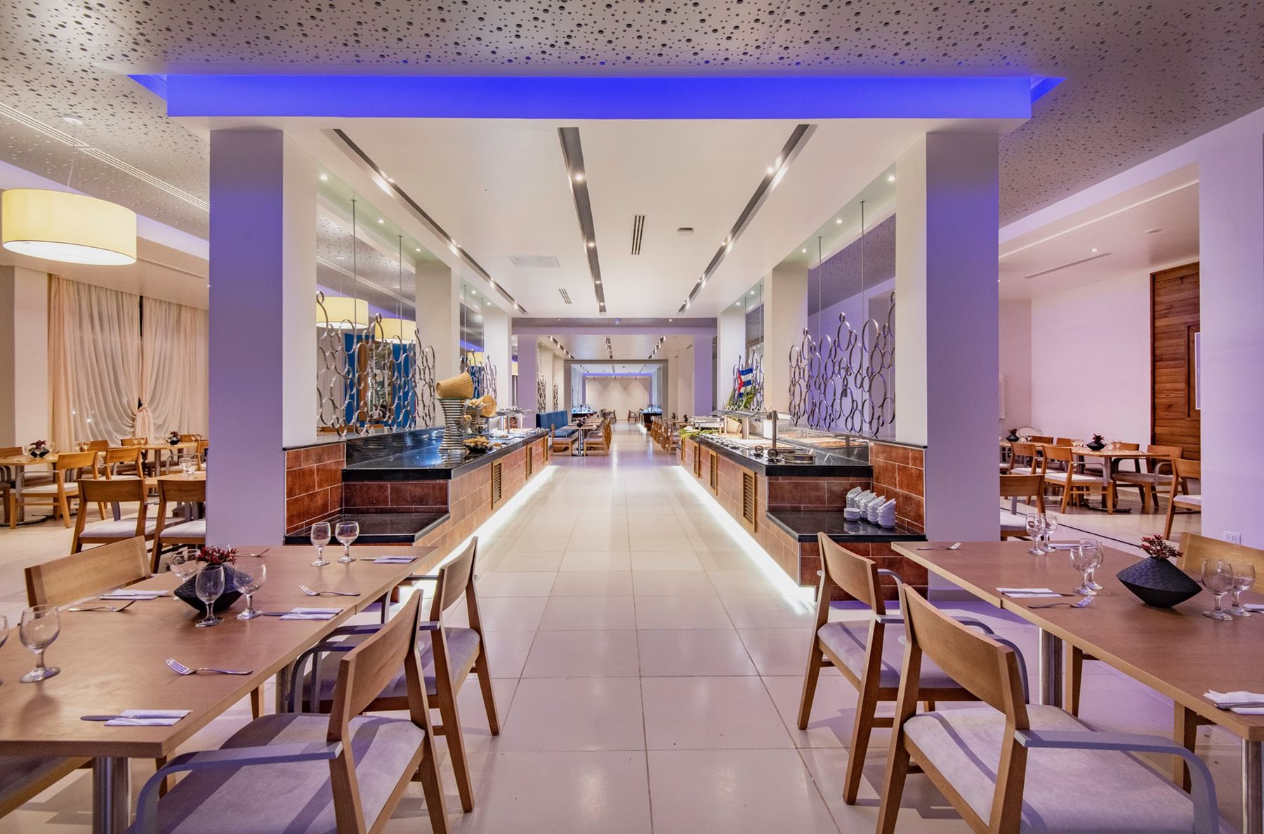 SNU-Grand-Sirenis-Cayo-Santa-Maria-resto-International-Buffet-Restaurant-01