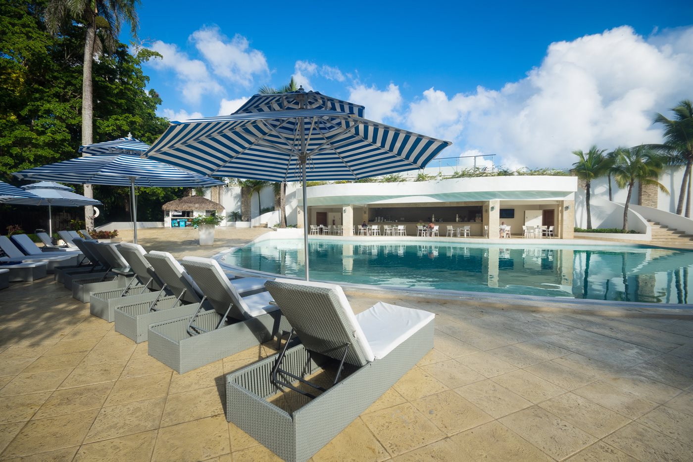 pop-viva-wyndham-v-heaven-pool-02