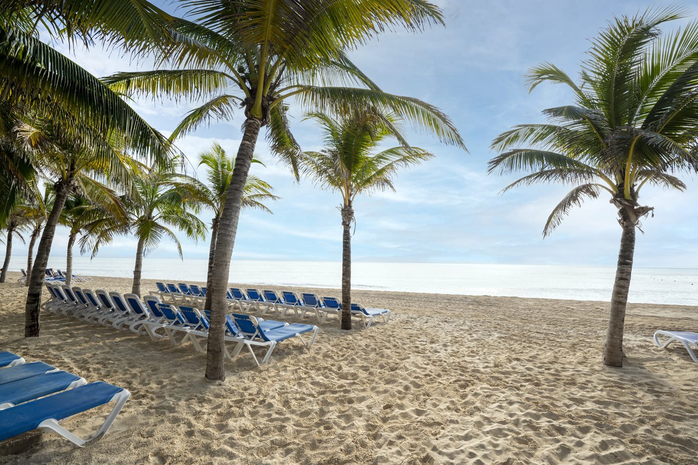 riv-viva-wynd-maya-beach-01