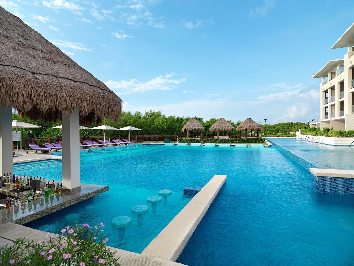 RIV-Paradisus-Playa-del-Carmen-Pool-The-Reserve-001