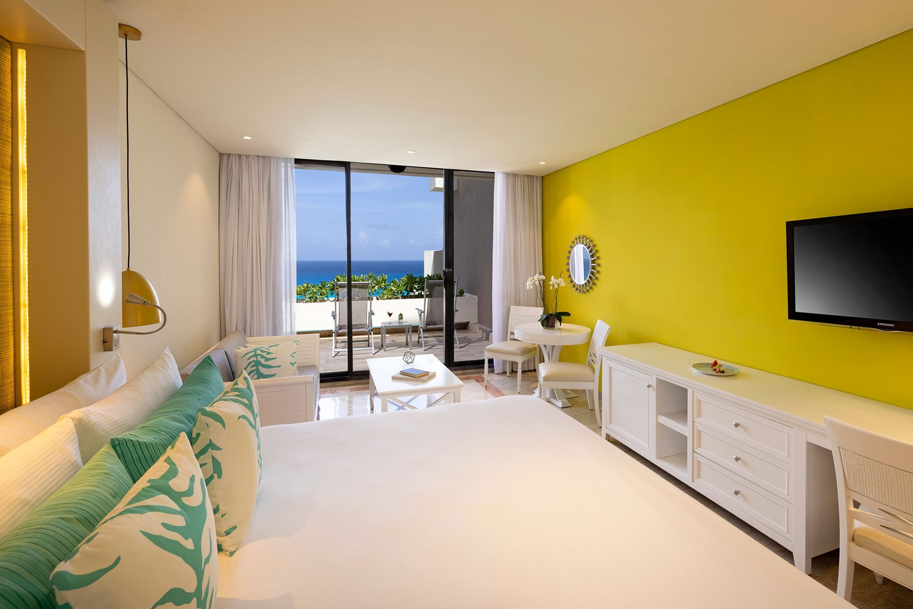 CUN-Paradisus-Cancun-Room-Luxury-Ocean-View-Two-Beds-001