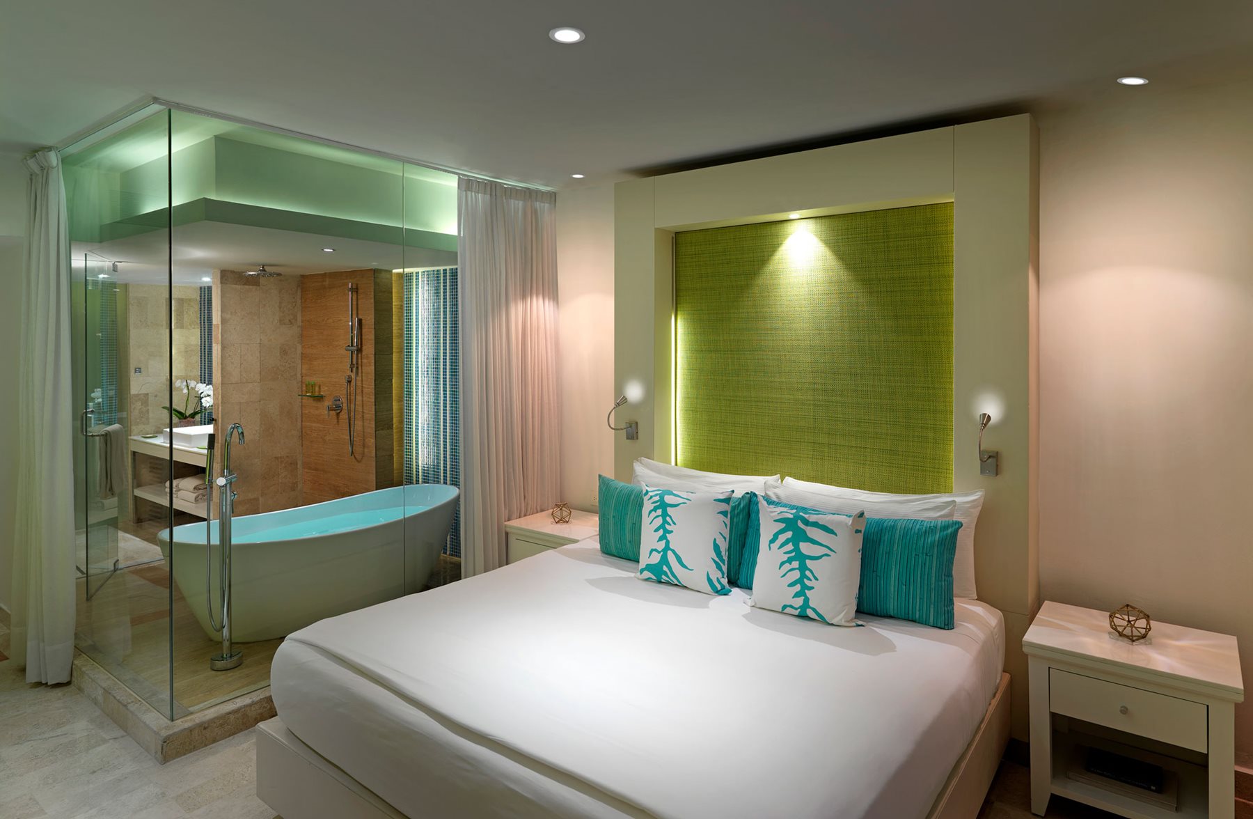 CUN-Paradisus-Cancun-Room-The-Reserve-Deluxe-OV-Suite-01