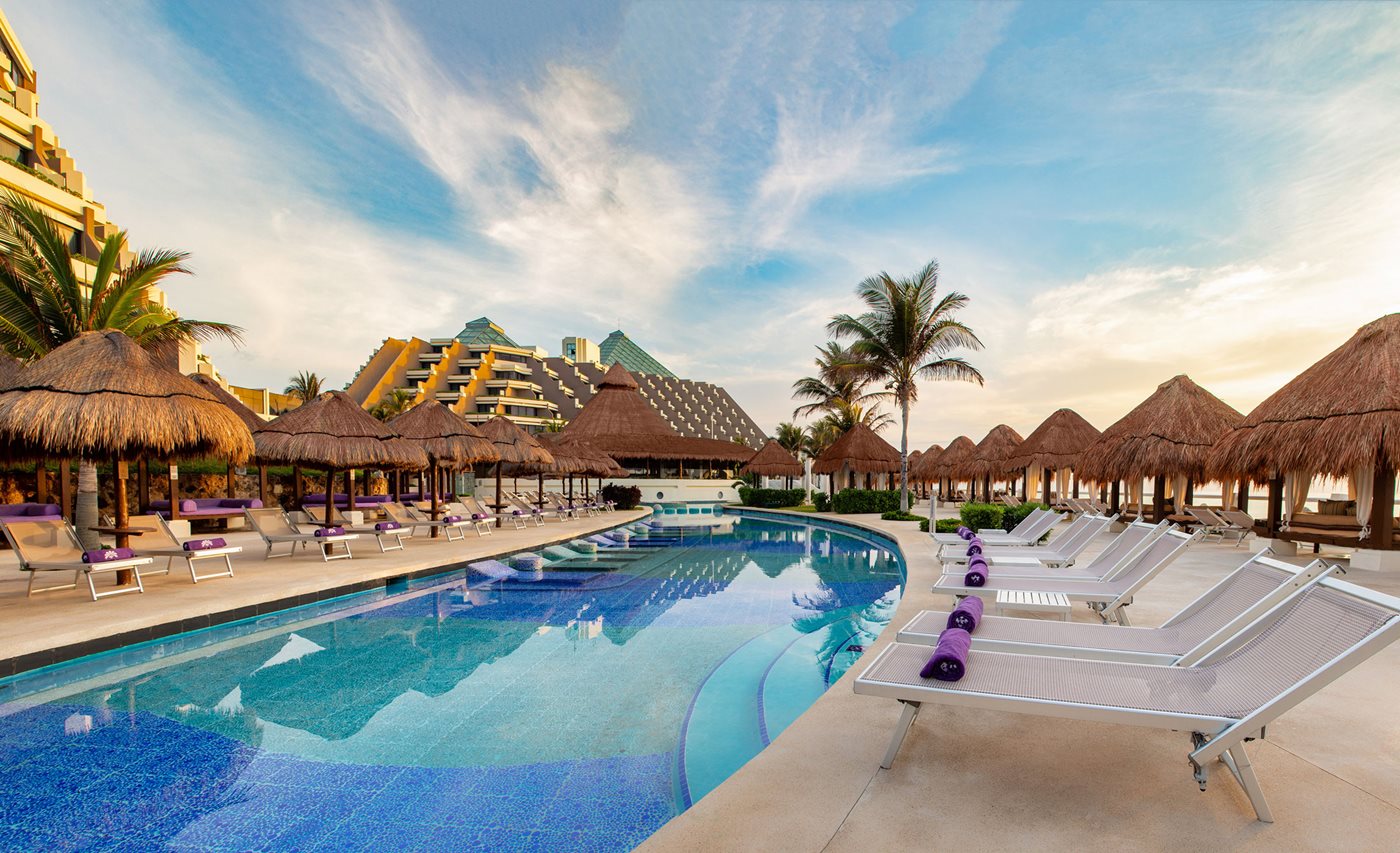 CUN_ParadisusCancun_Pool_008