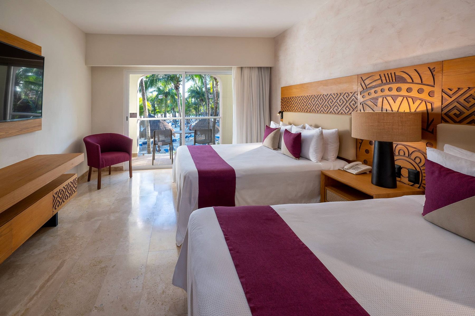 riv-wynd-azteca-room-superior-ov-01