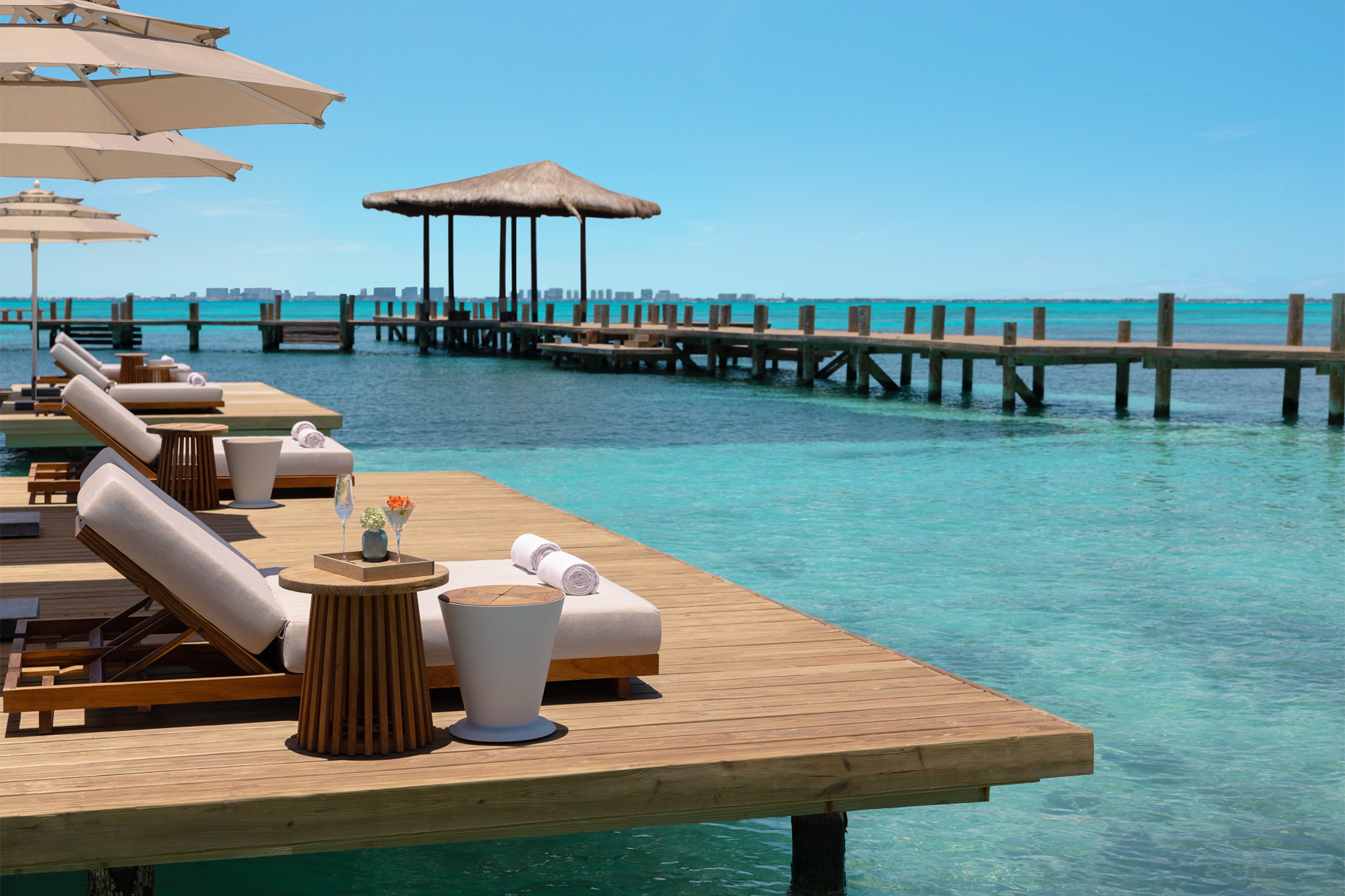 Impressions-Secrets-Isla-Mujeres-202311-CUNISS-10_Lounge-Deck